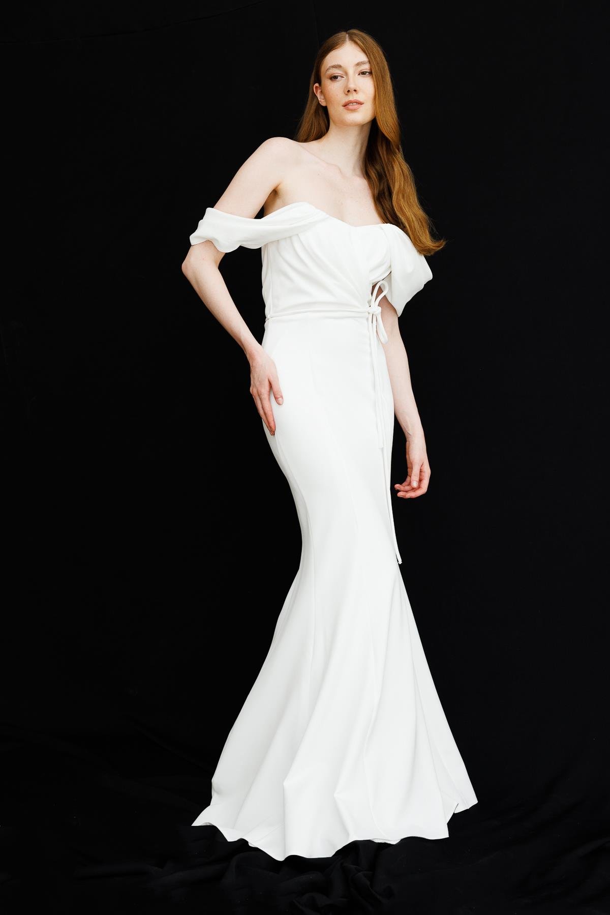 Düşük Kol Drape Detaylı Krep Abiye - EKRU