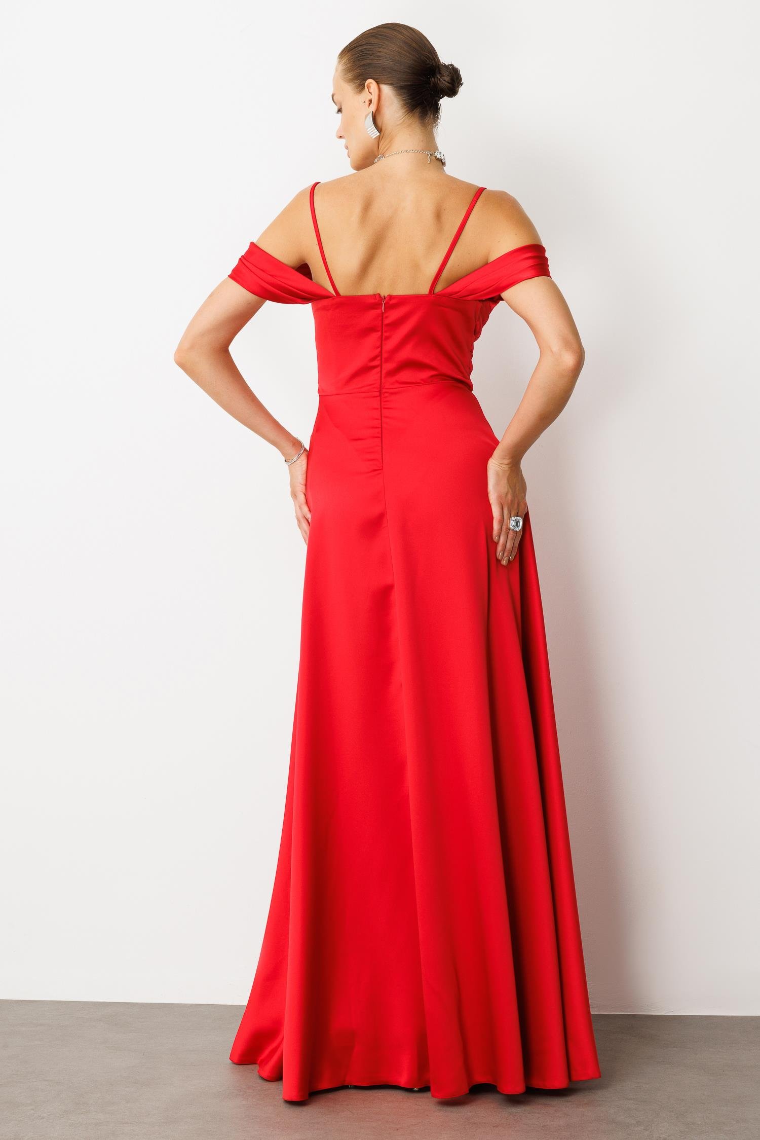 Düşük Kol Saten Abiye Elbise-KIRMIZI