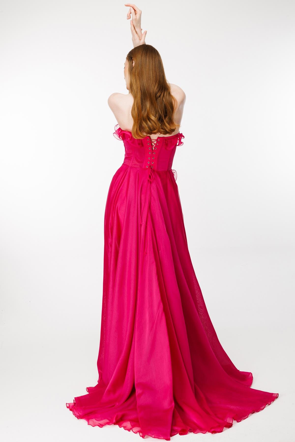 Eteği Volanlı Straplez Abiye - FUJYA