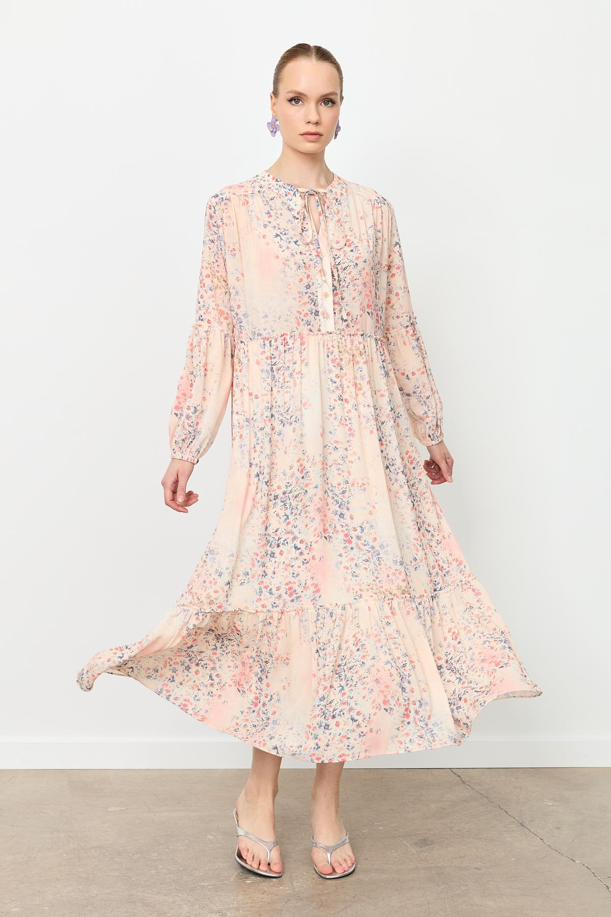 Eteği Volanlı Uzun Şifon Elbise-KIRMIZI