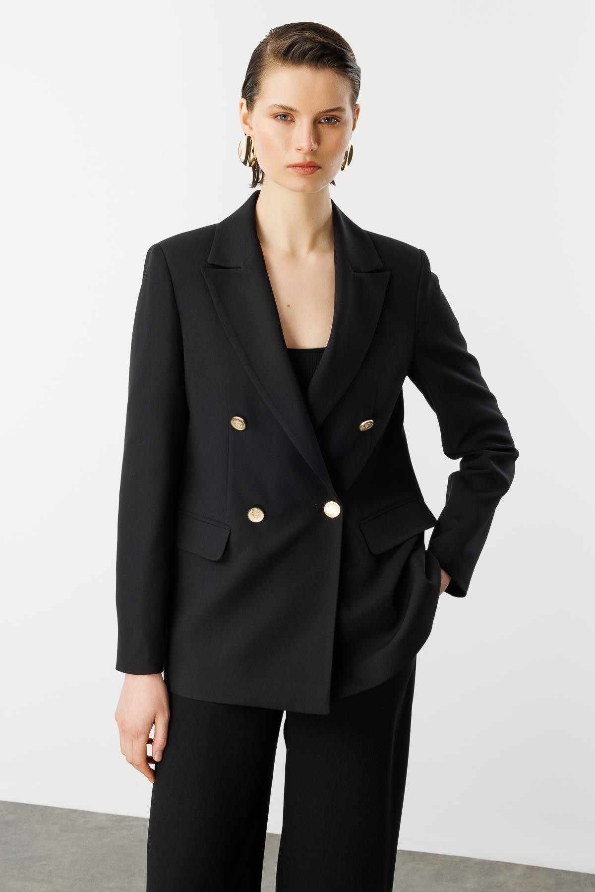 Fermuar Detaylı Kısa Ceket-SİYAH