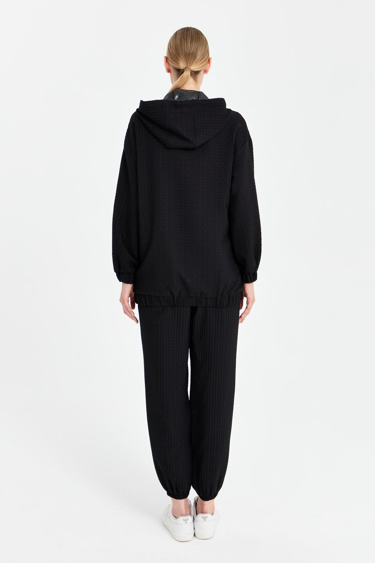 Gold İp ve Düğme Detaylı Kapüşonlu Ceket - SİYAH