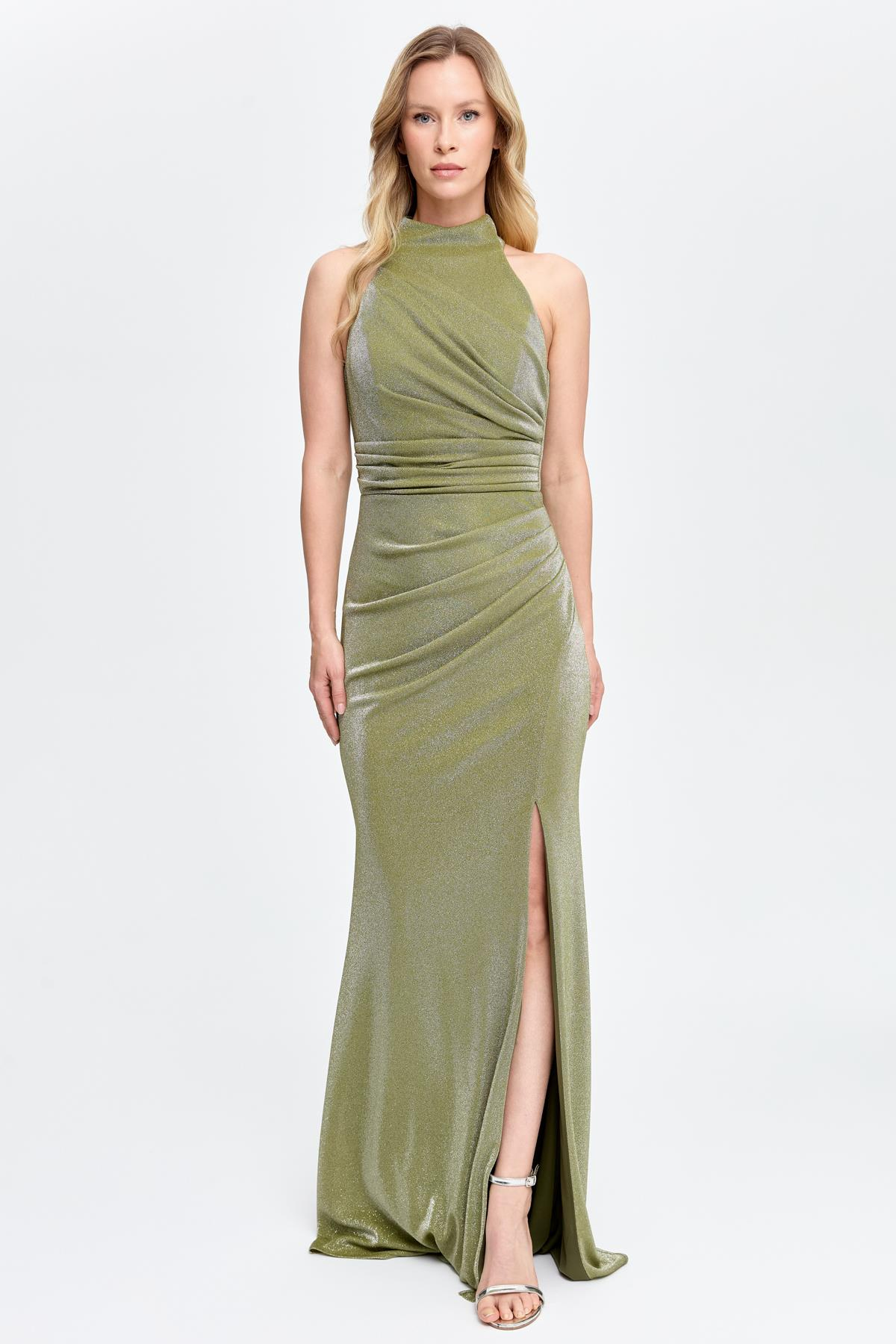 Halter Yaka Simli ve Drape Detaylı Uzun Abiye - YEŞİL