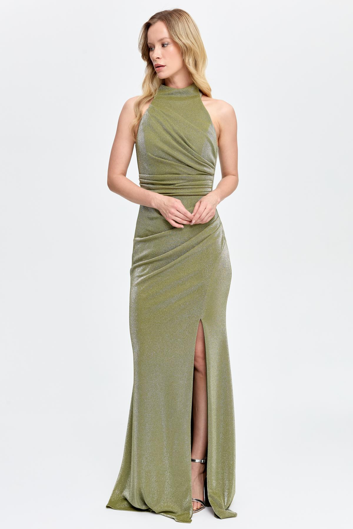Halter Yaka Simli ve Drape Detaylı Uzun Abiye - YEŞİL