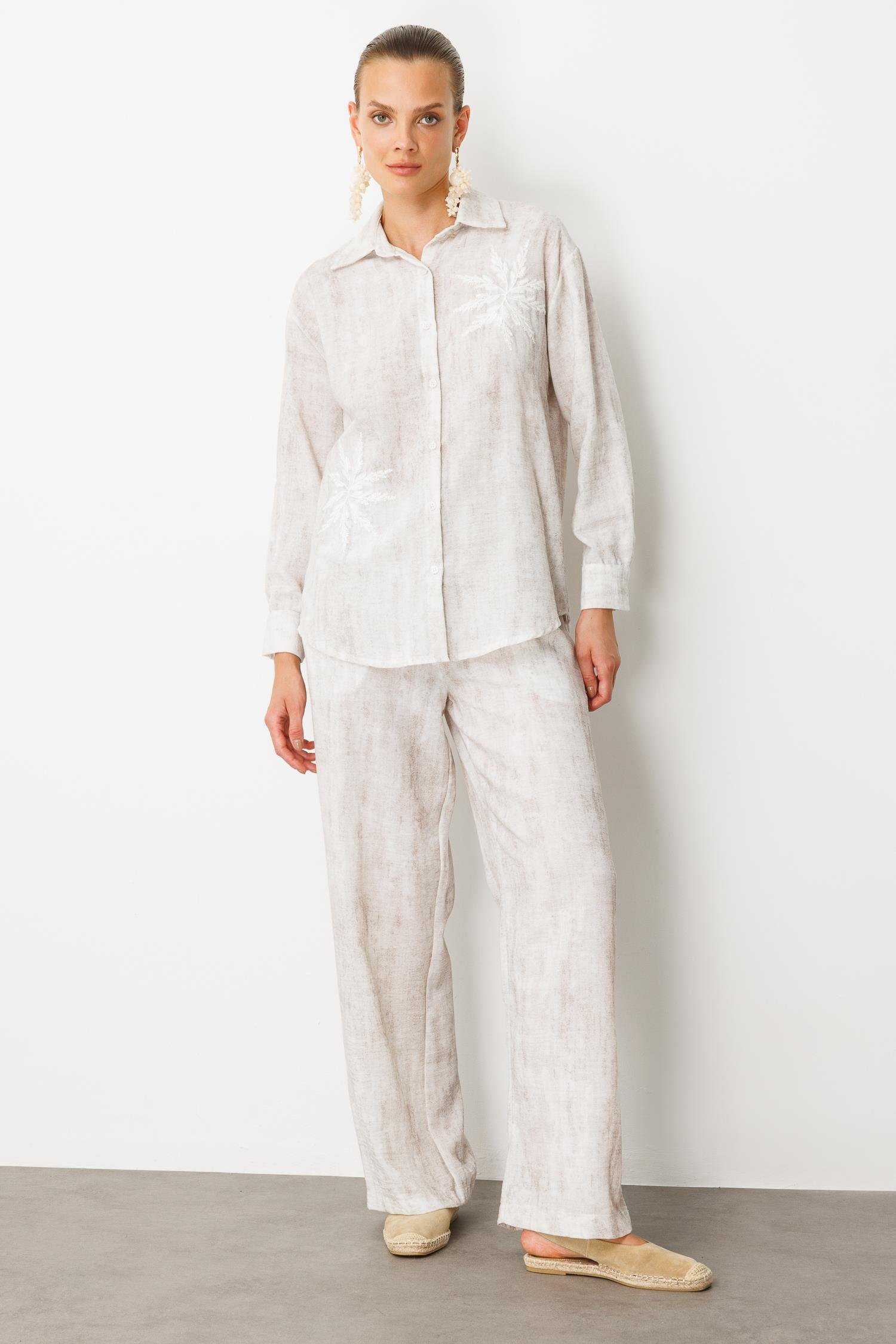 İşleme Detaylı Keten Görünüm Takım-TAŞ