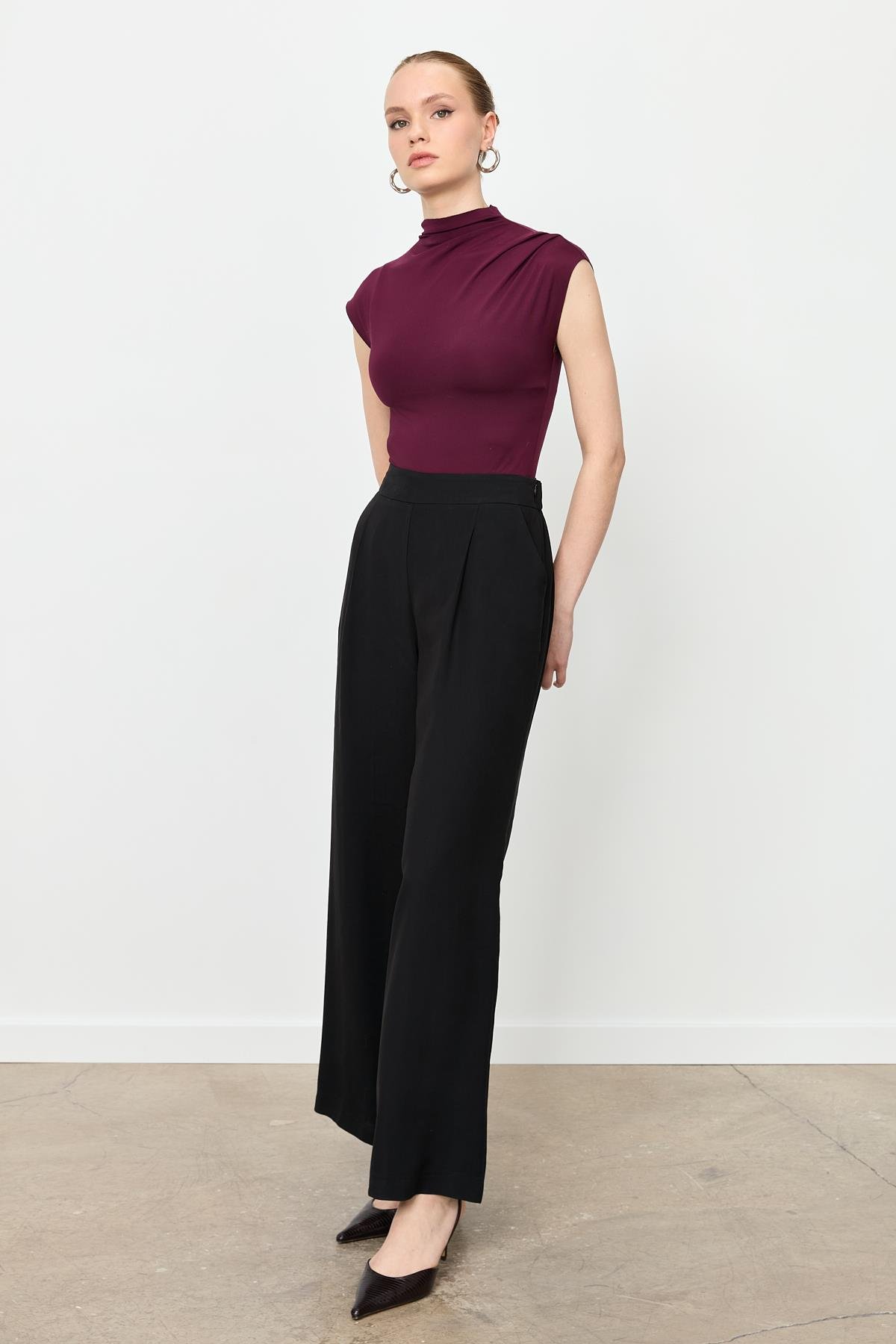 Kalın Pile Beli Lastikli Pantolon-SİYAH