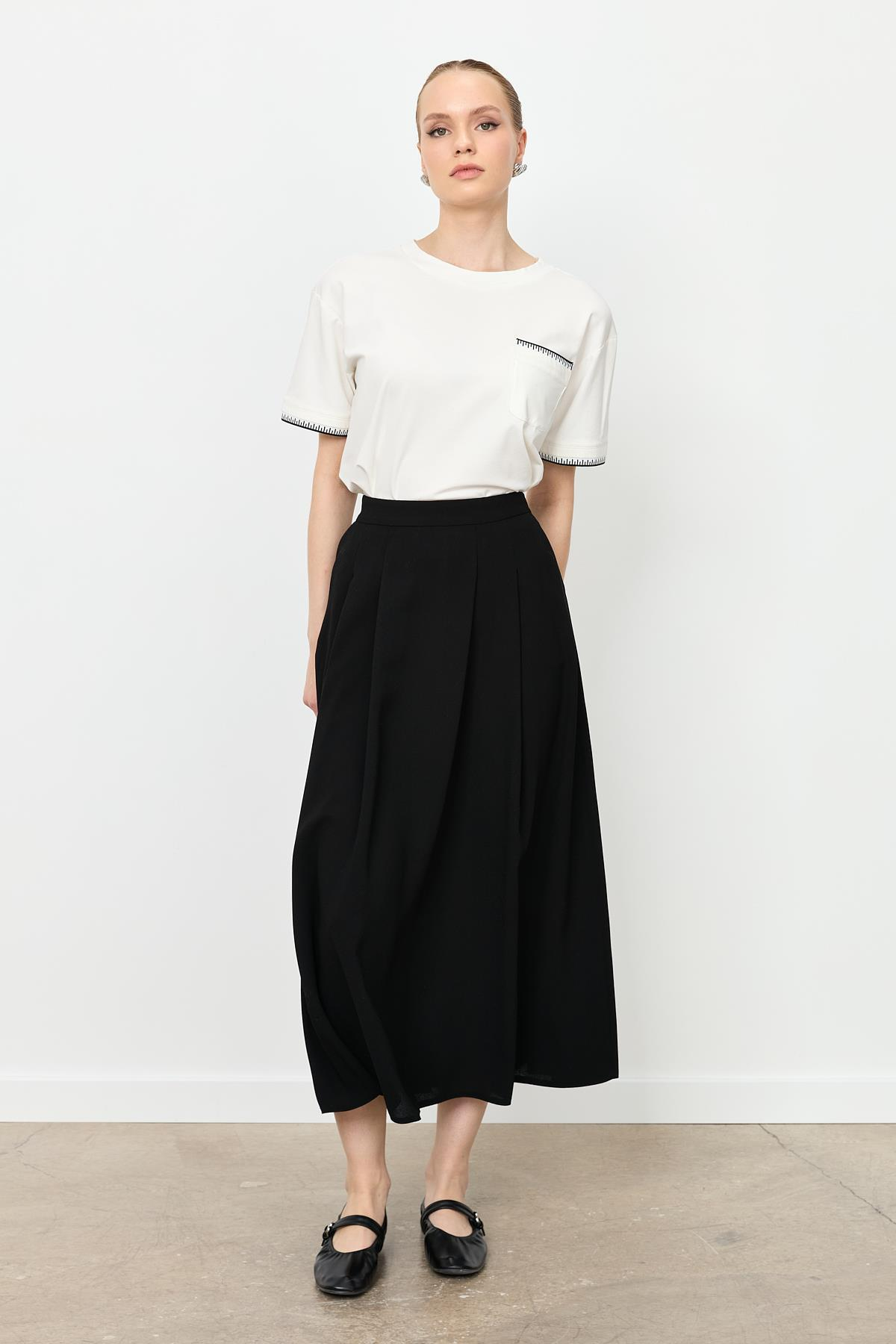 Kalın Pileli Uzun Etek-SİYAH