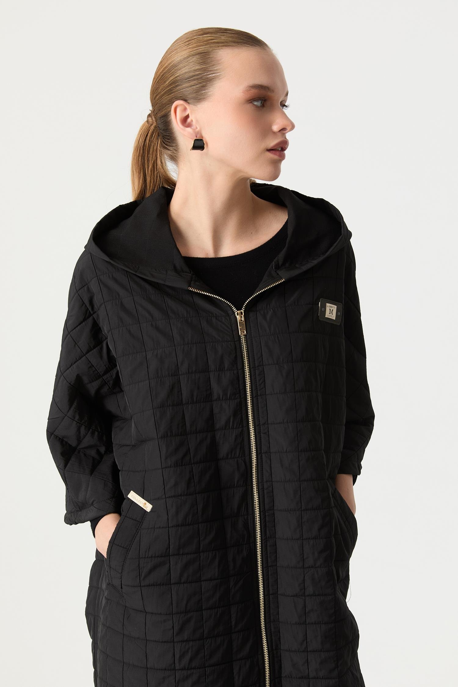 Kapitone Kapüşonlu Yelek-SİYAH