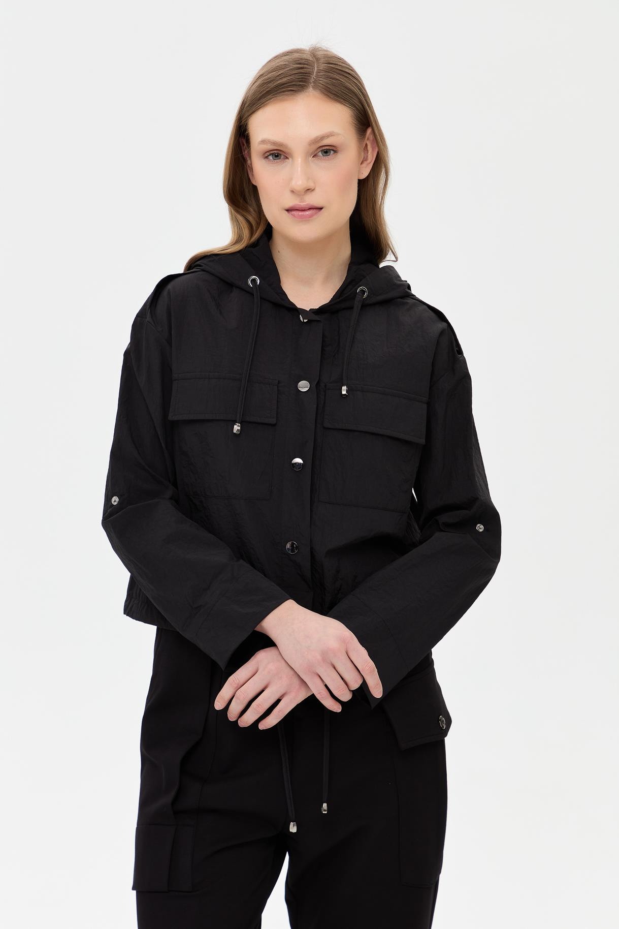 Kapüşonlu Cep Detaylı Paraşüt Ceket - SİYAH