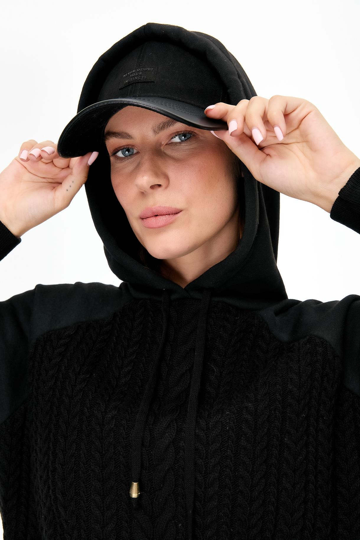 Kapüşonlu Örme Desenli Triko Bluz - SİYAH