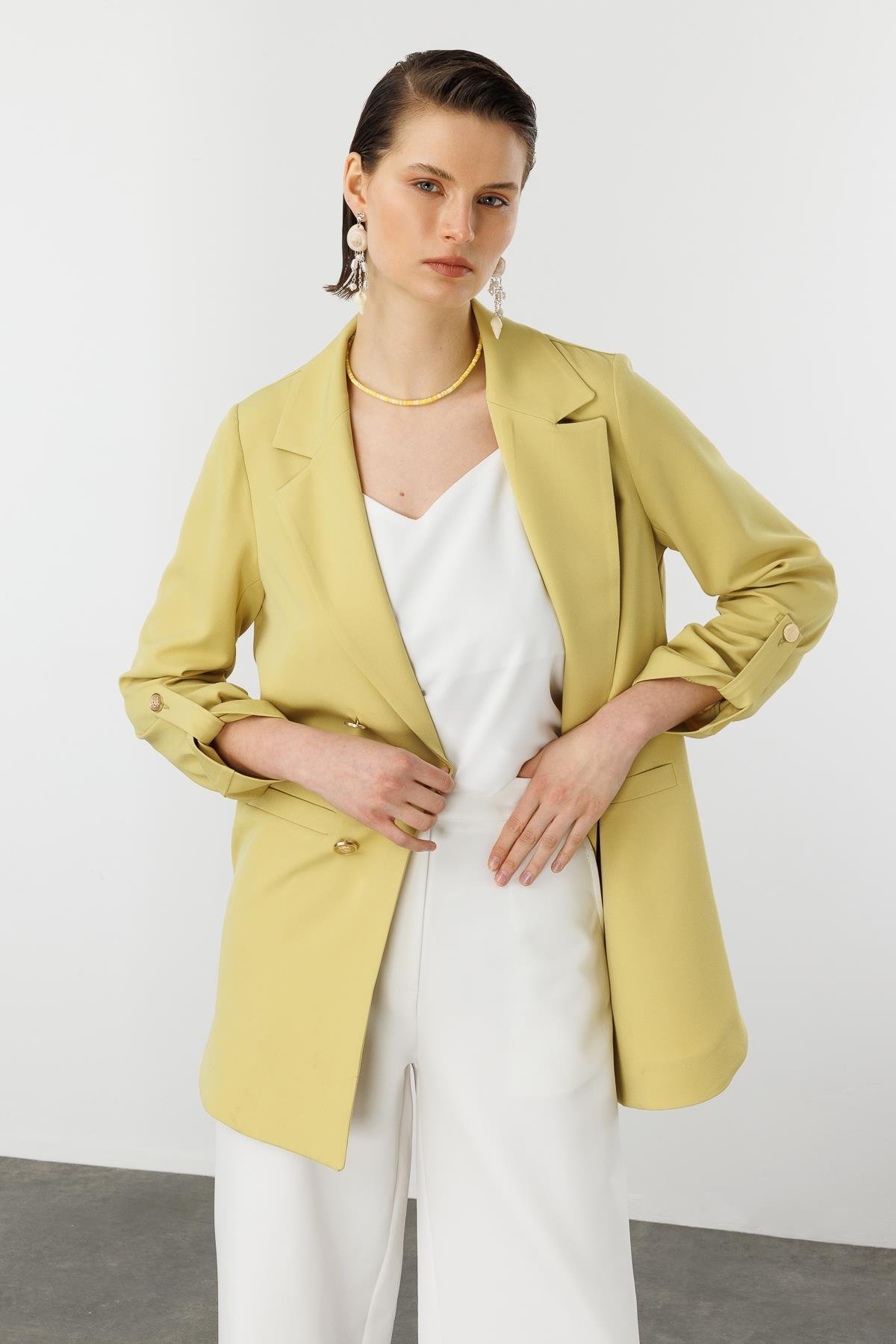 Katlanabilir Kol Detaylı Uzun Ceket-Y.YEŞİLİ