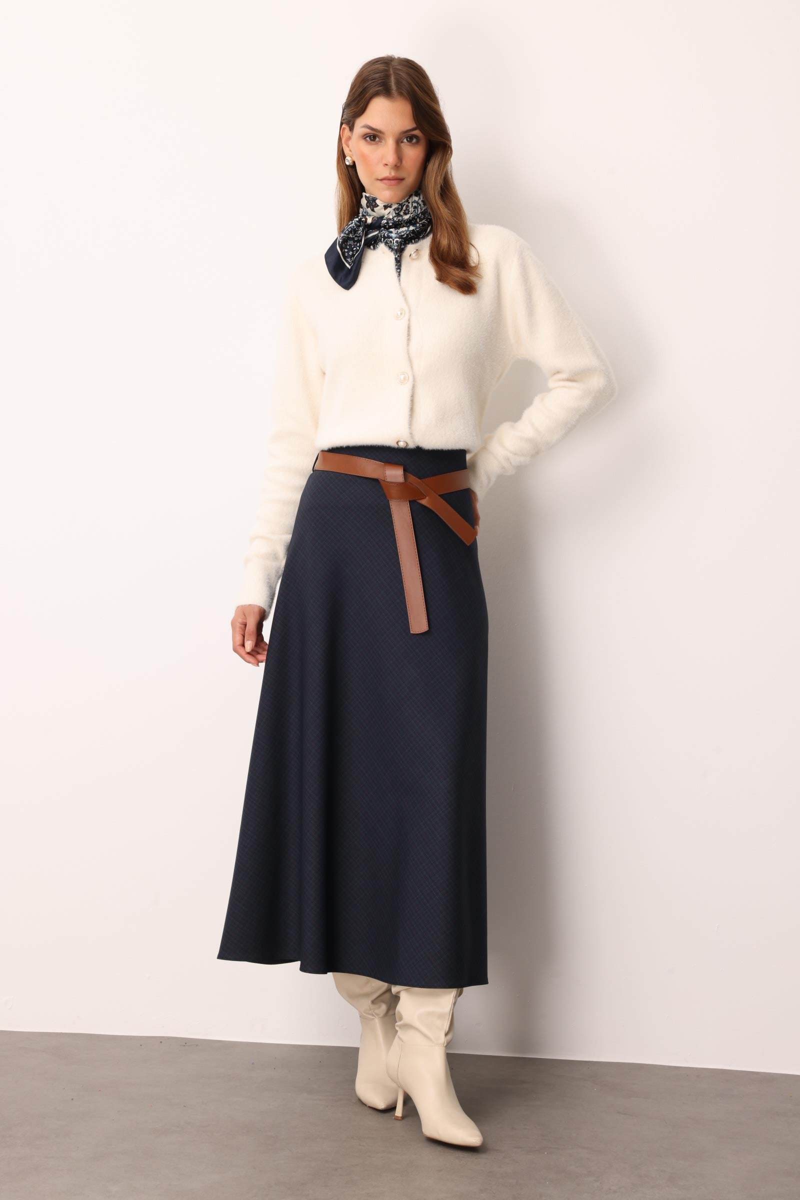 Kemer Detaylı Kloş Etek-LACI