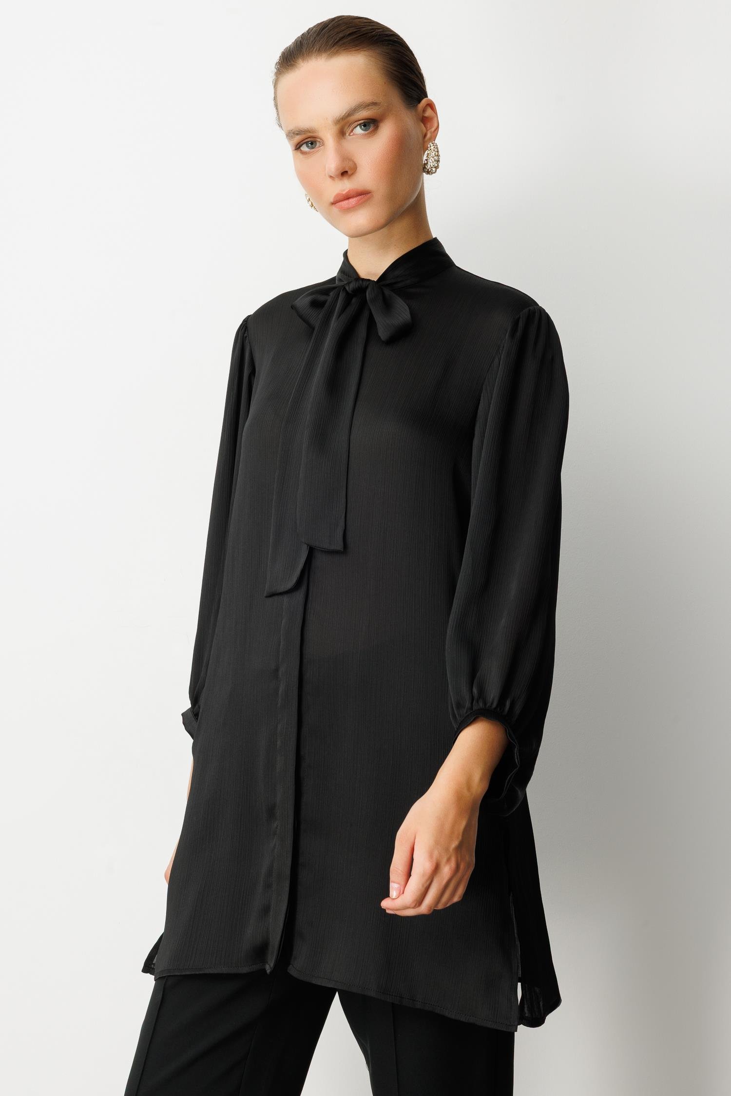 Kendinden Desenli Saten Tunik Gömlek-SİYAH