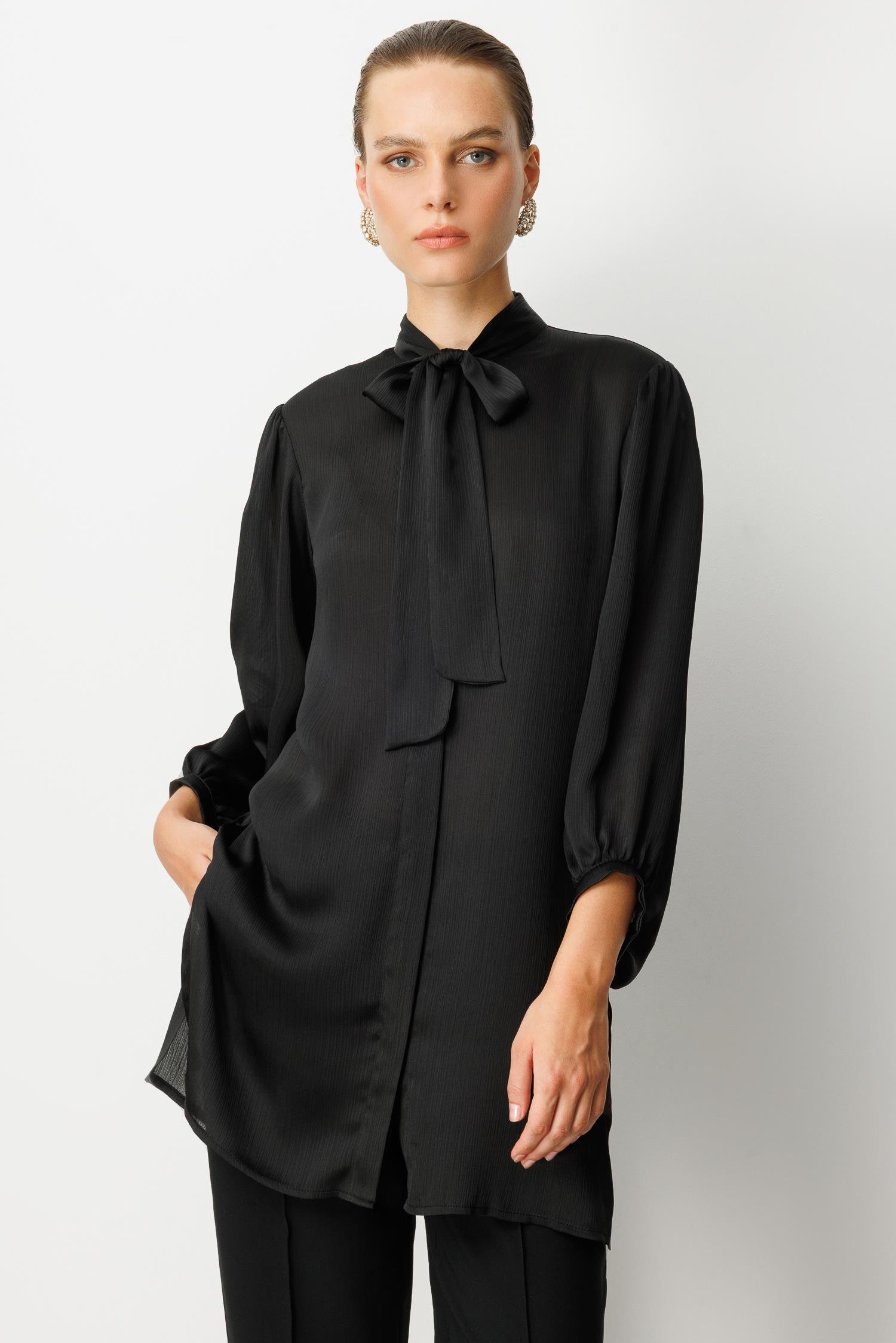 Kendinden Desenli Saten Tunik Gömlek-SİYAH