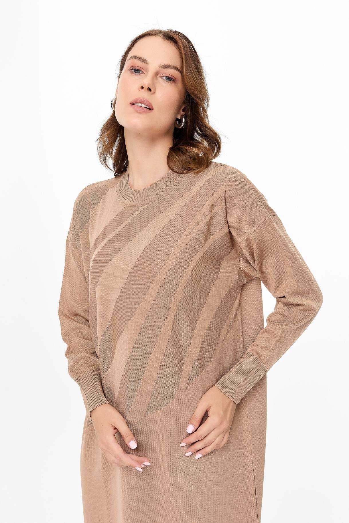 Kendinden Desenli Triko Elbise - CAMEL