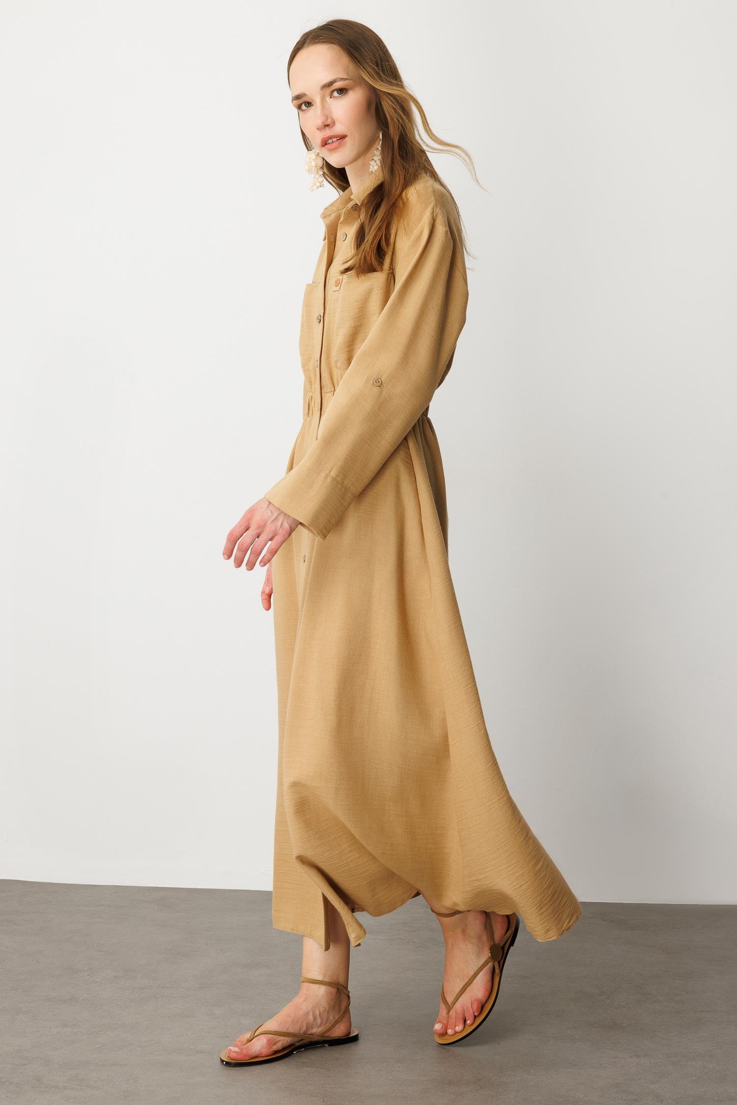 Keten Görünüm Düğmeli Uzun Elbise-CAMEL