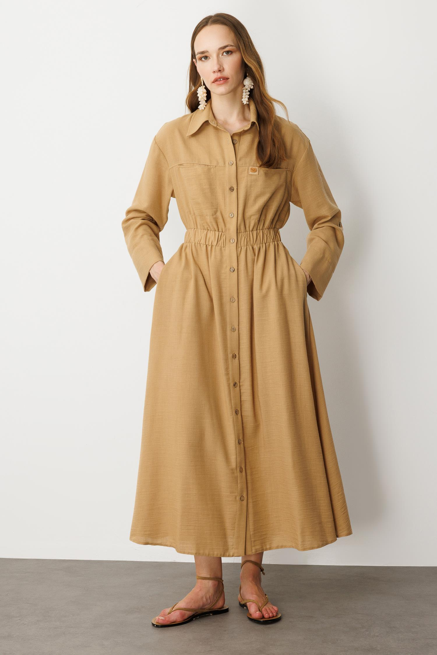 Keten Görünüm Düğmeli Uzun Elbise-CAMEL