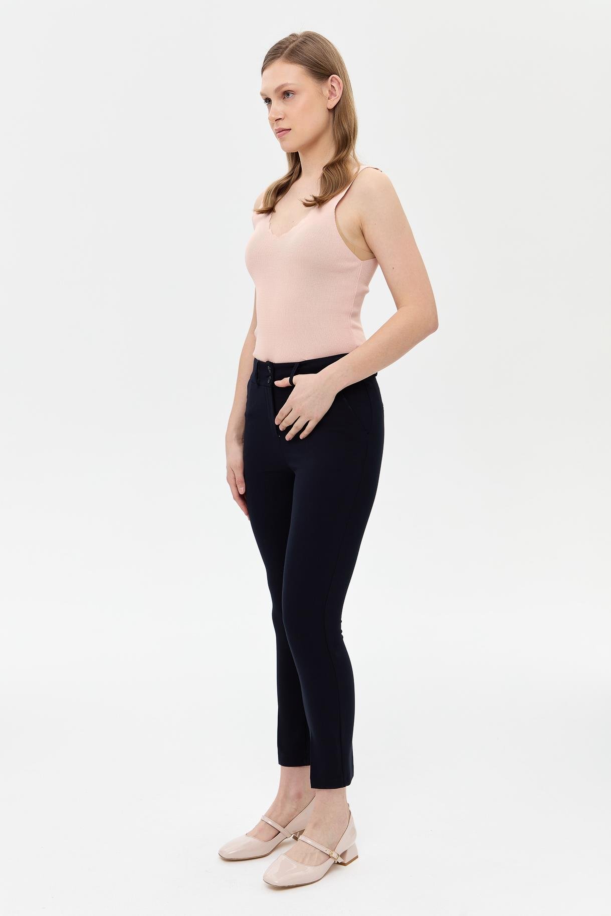 Klasik Fit Kesim Pantolon - LACI