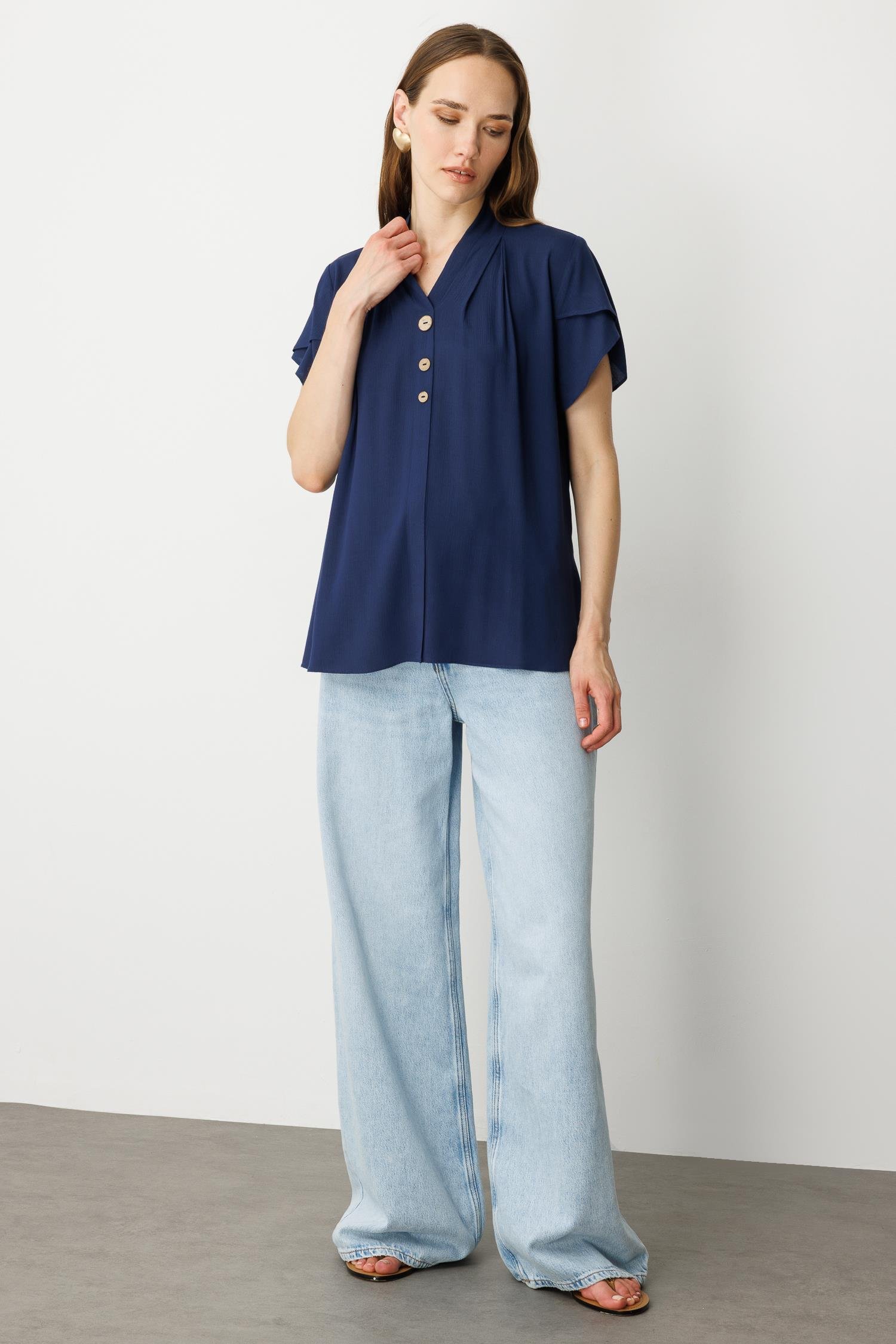 Kol Detay V Yaka Bluz-LACI