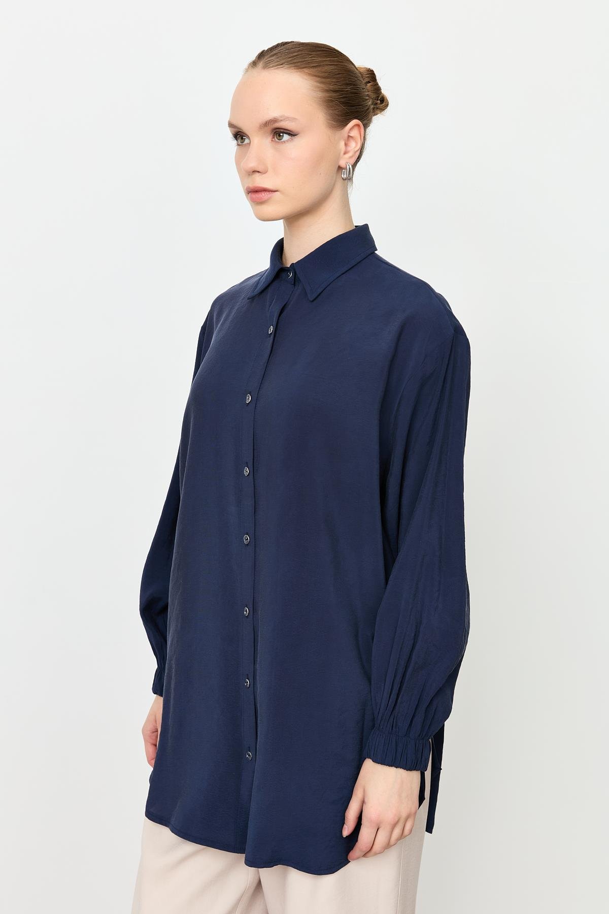 Kolları Lastik Detay Uzun Gömlek-LACI