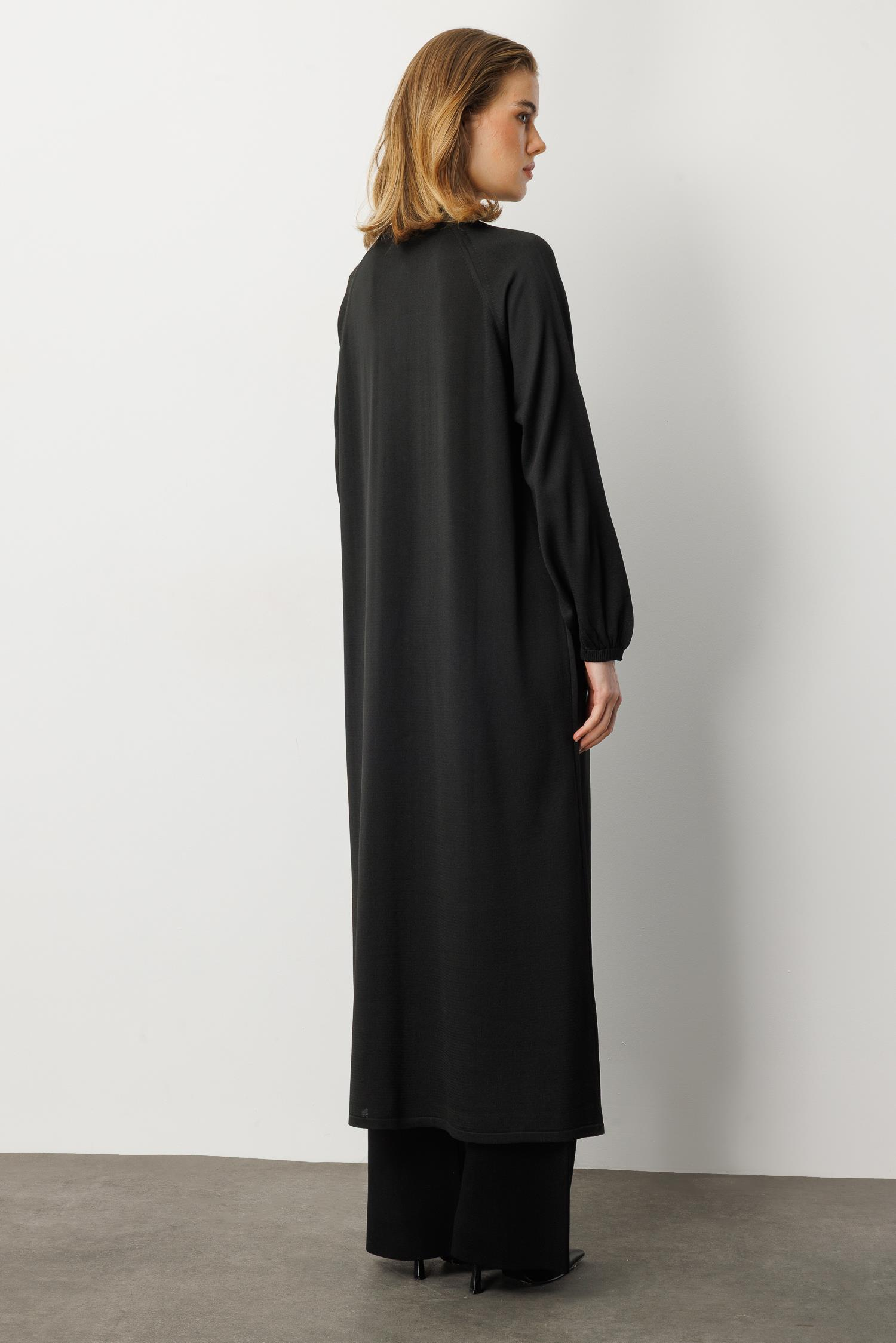 Kolları Lastikli Cep Detay Uzun Hırka-SİYAH