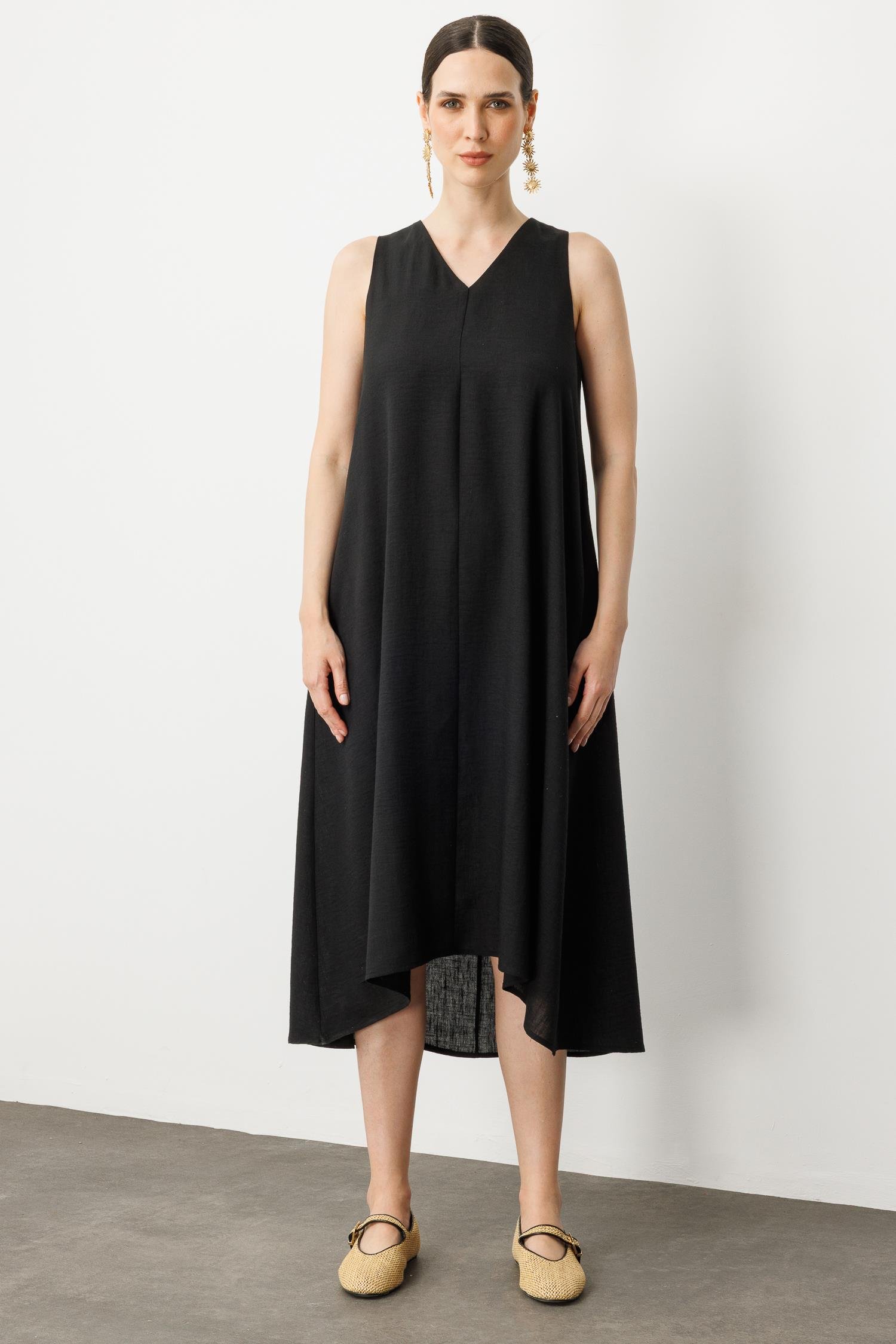 Kolsuz V Yaka Rahat Kesim Elbise-SİYAH