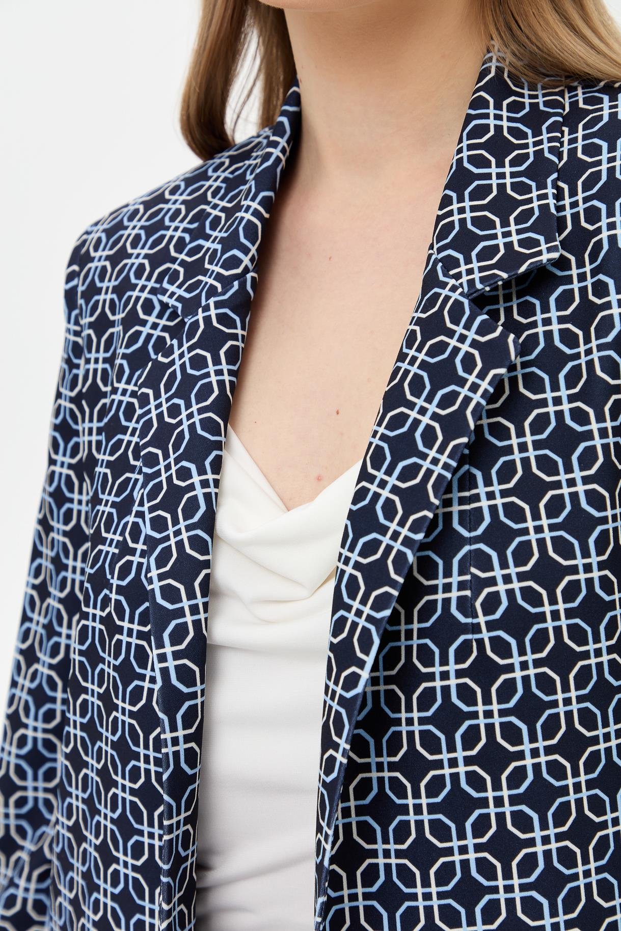 Kolu Düğme Detaylı Desenli Ceket - LACI