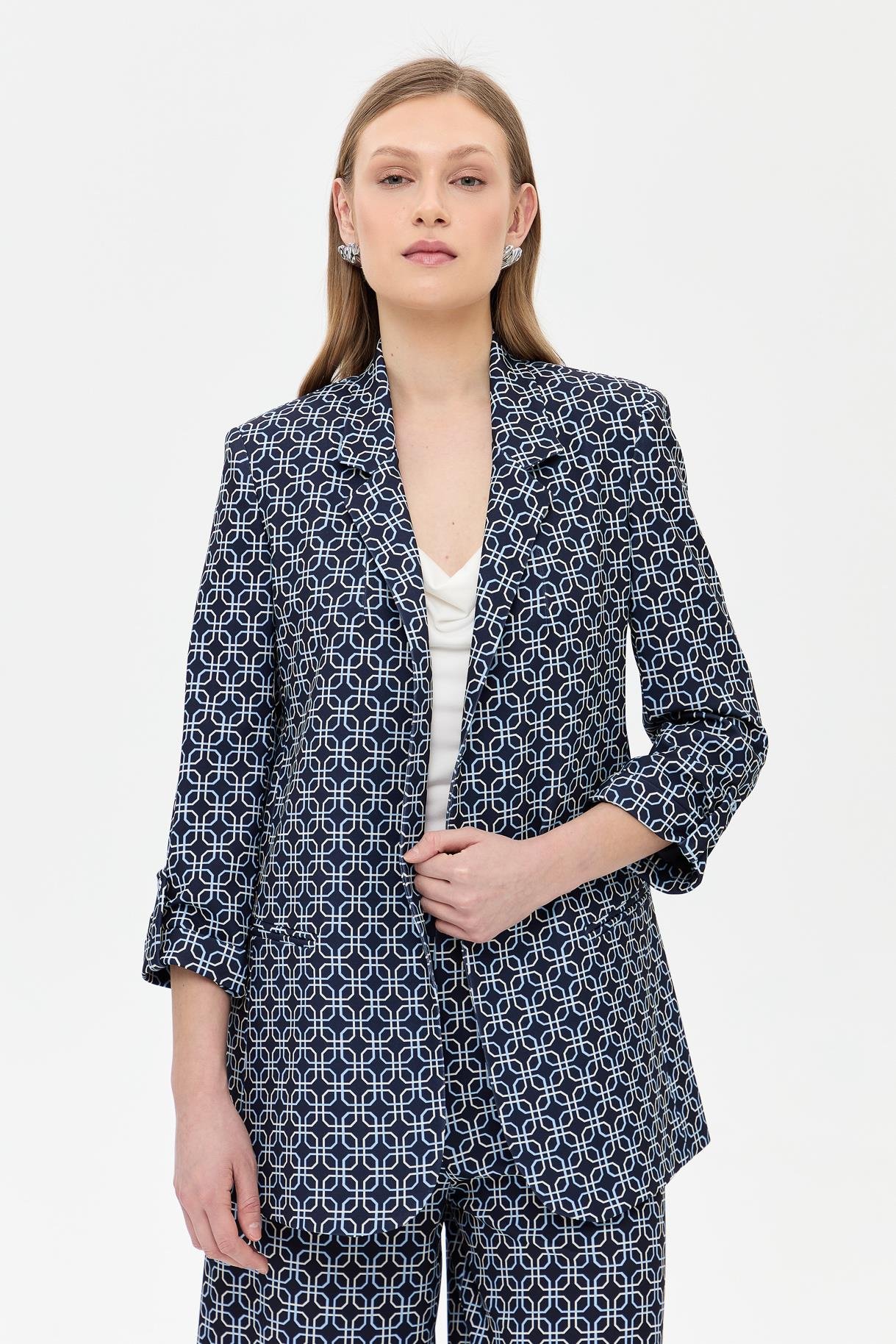 Kolu Düğme Detaylı Desenli Ceket - LACI