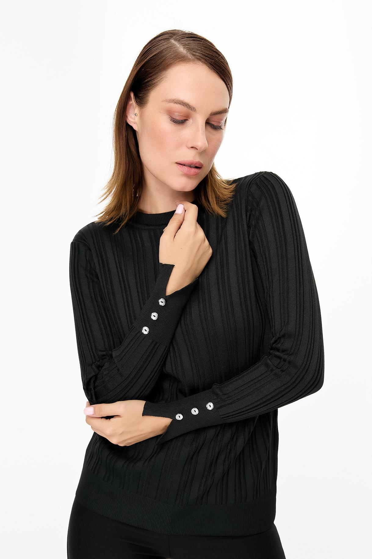 Kolu Düğmeli Sıfır Yaka Triko Kazak - SİYAH