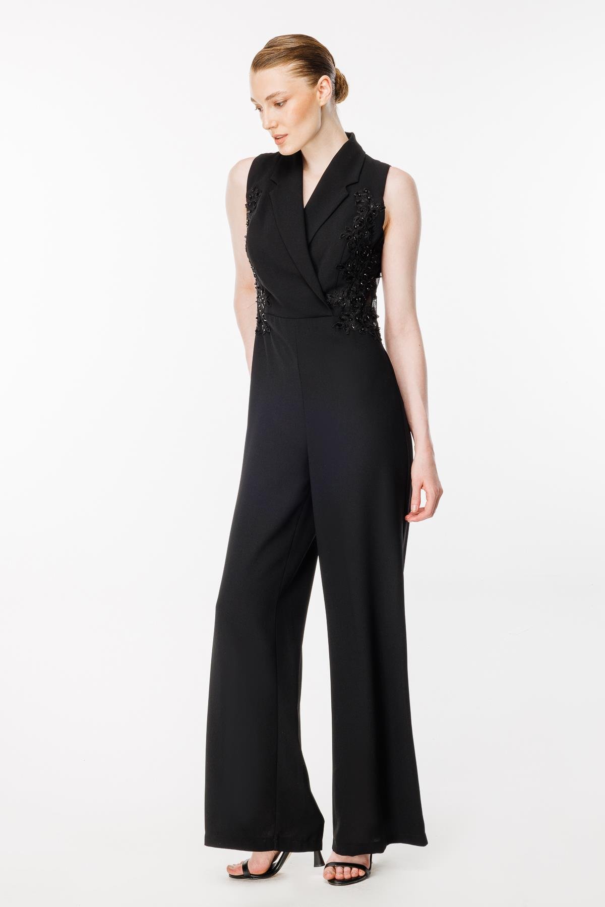 Kruvaze Yaka Güpür Detaylı Abiye Tulum - SİYAH