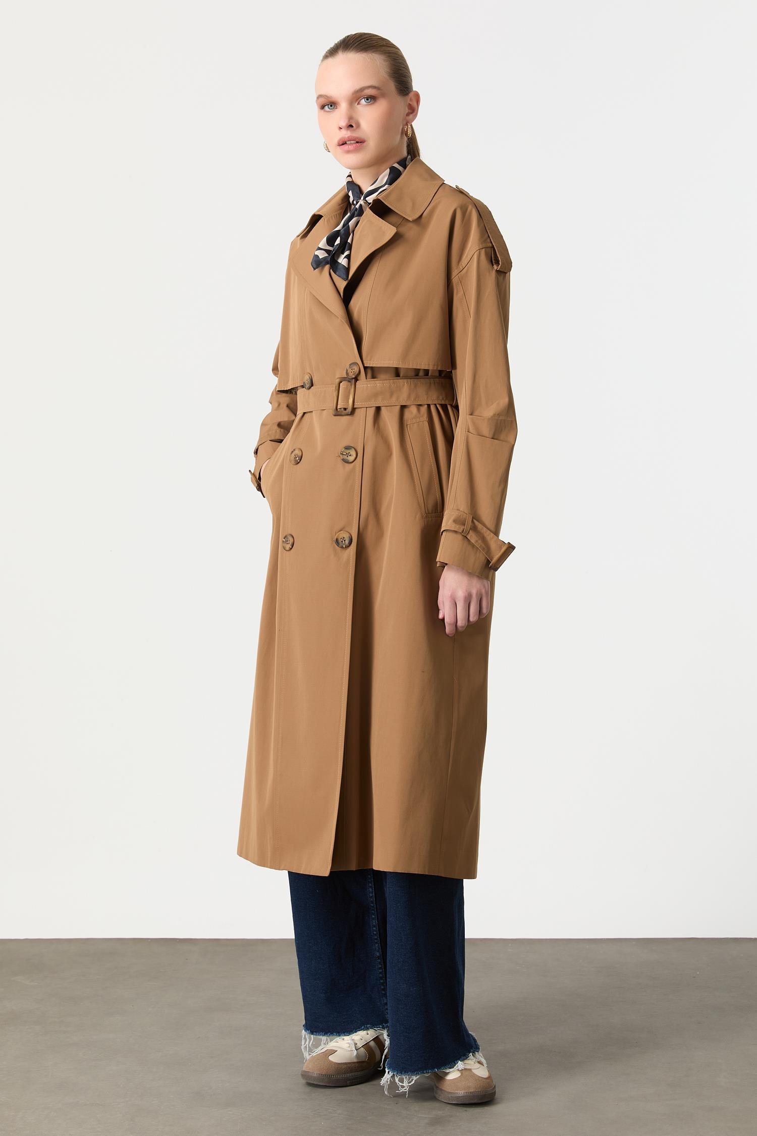 Kruvaze Yaka Uzun Kaşe Kaban-CAMEL