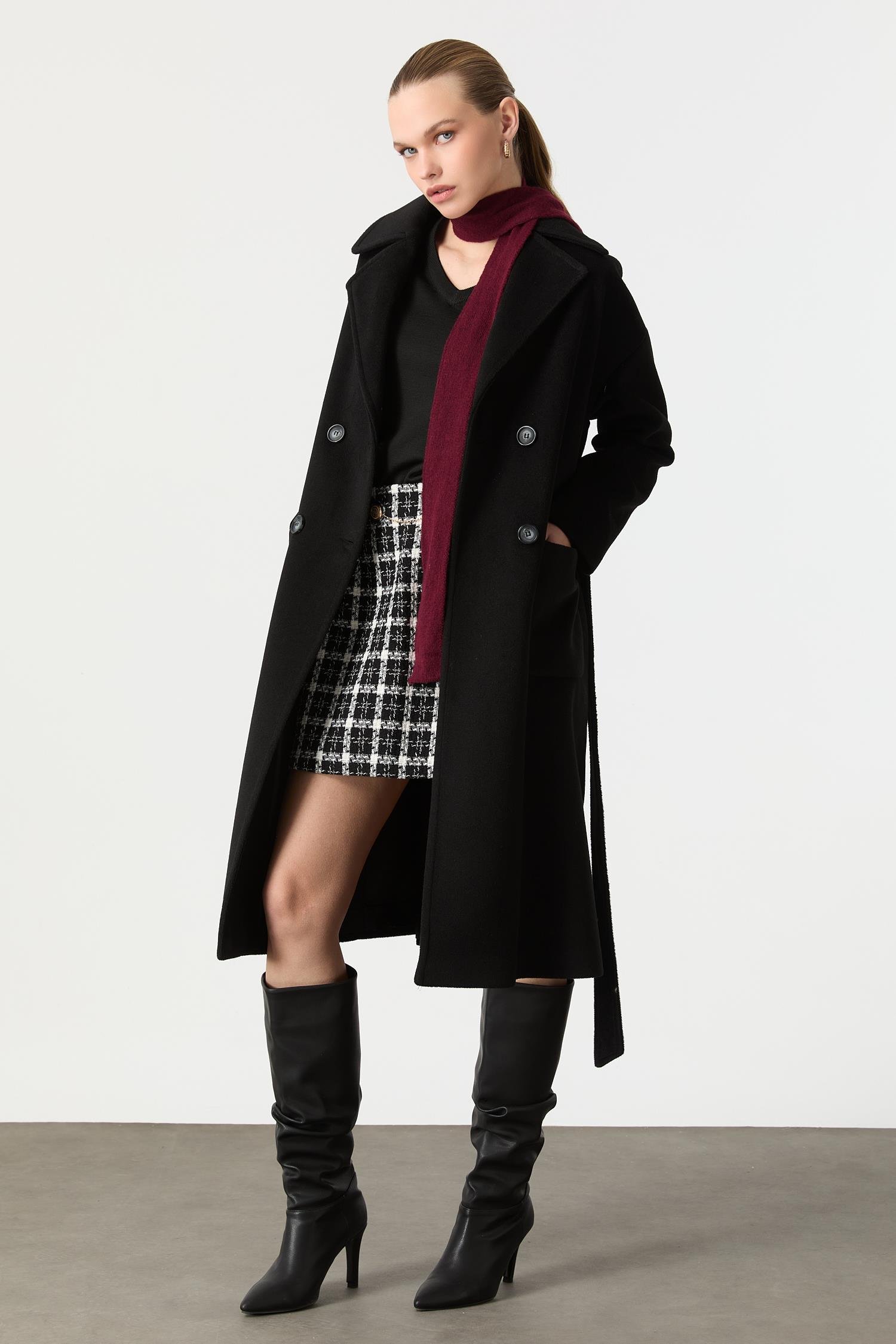 Kuşak Detaylı Cepli Kaşe Kaban-SİYAH