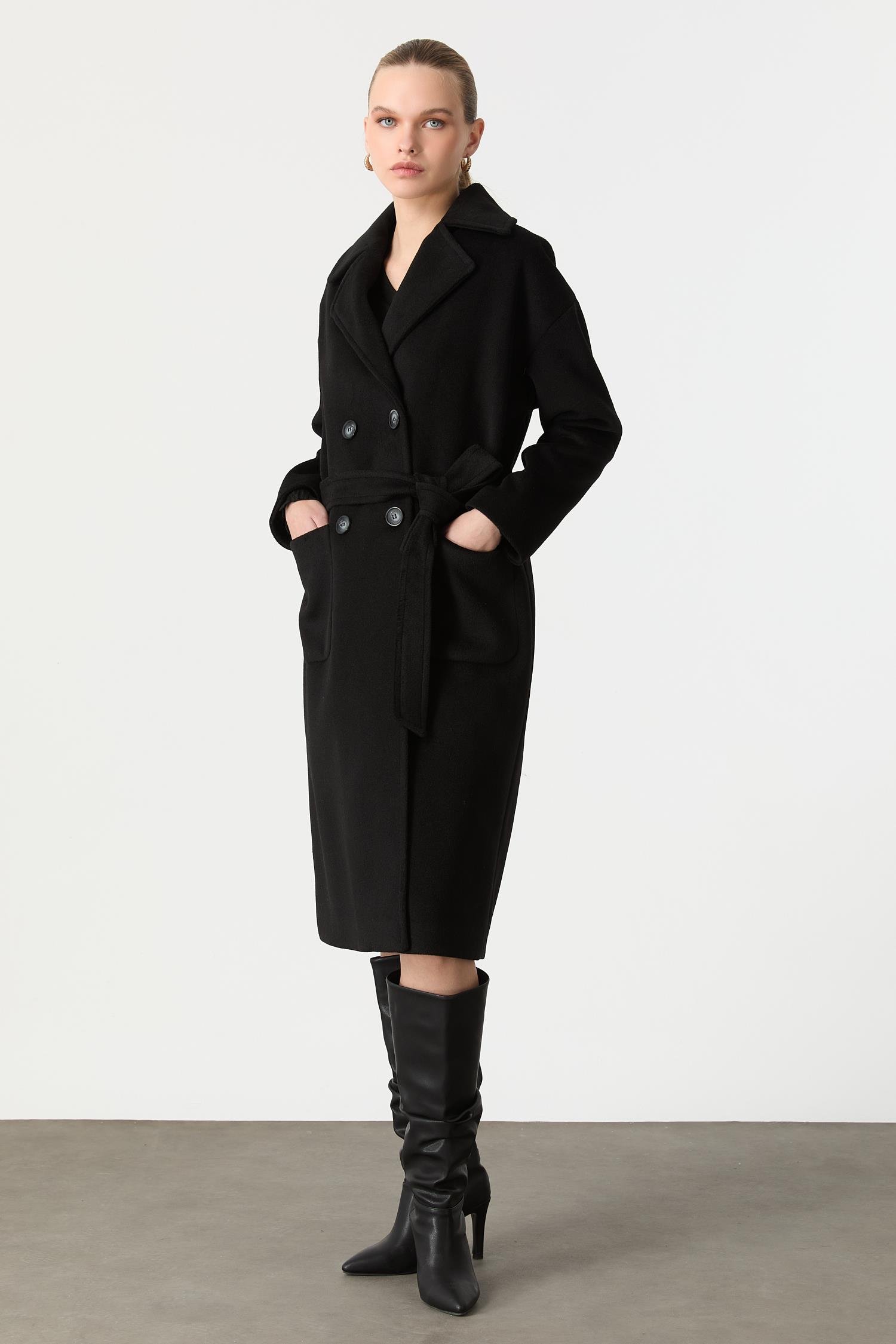 Kuşak Detaylı Cepli Kaşe Kaban-SİYAH