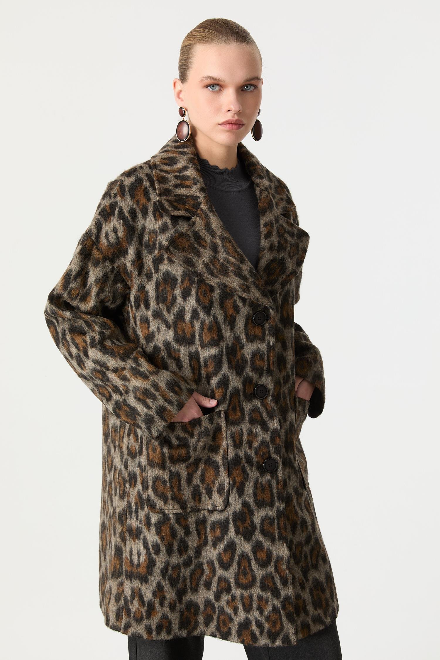 Leopar Desenli Kaşe Kaban-CAMEL