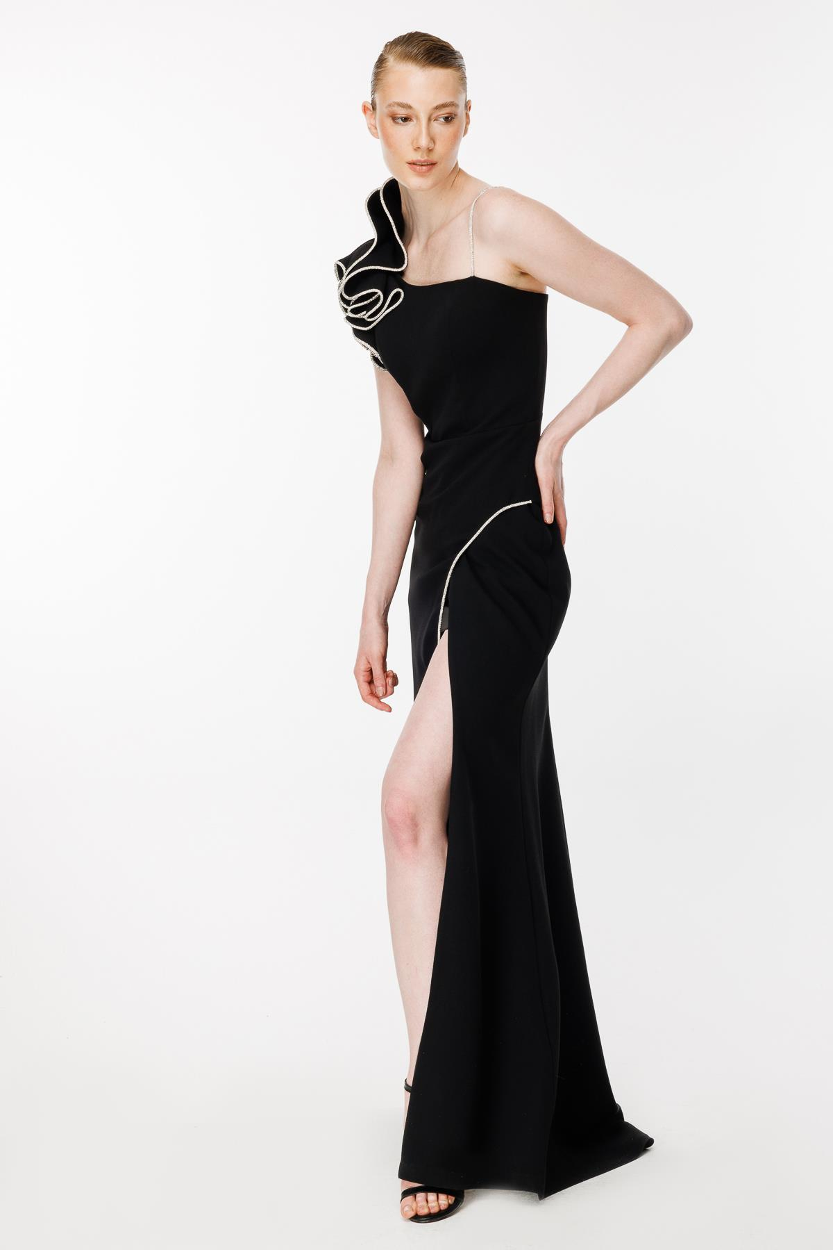 Omuz Ve Eteği Taş İşlemeli Krep Abiye - SİYAH