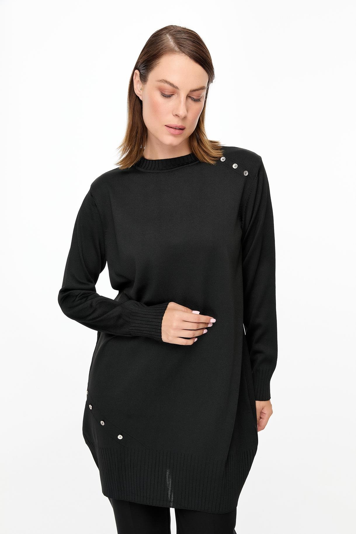 Omzu ve Eteği Düğmeli Triko Kazak - SİYAH