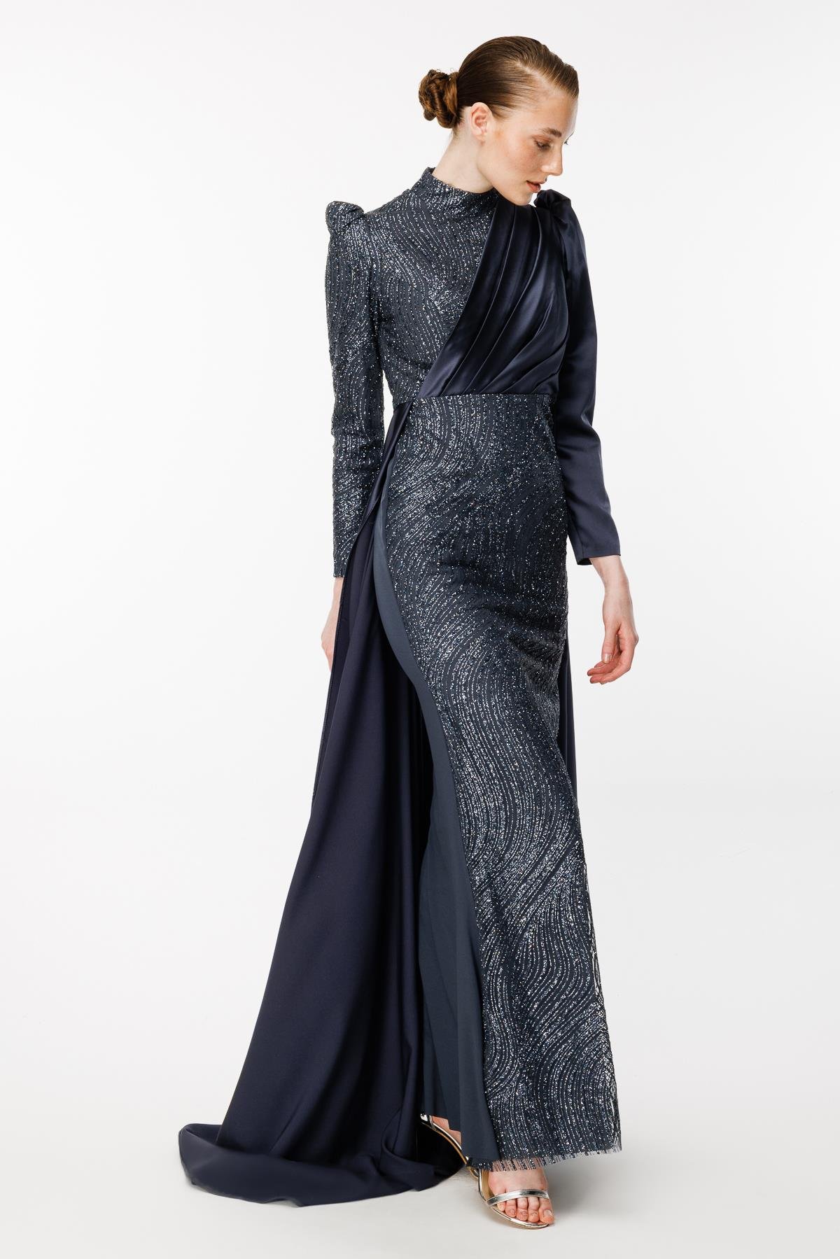 Önü Taş İşlemeli Saten Uzun Abiye - ANTRASİT