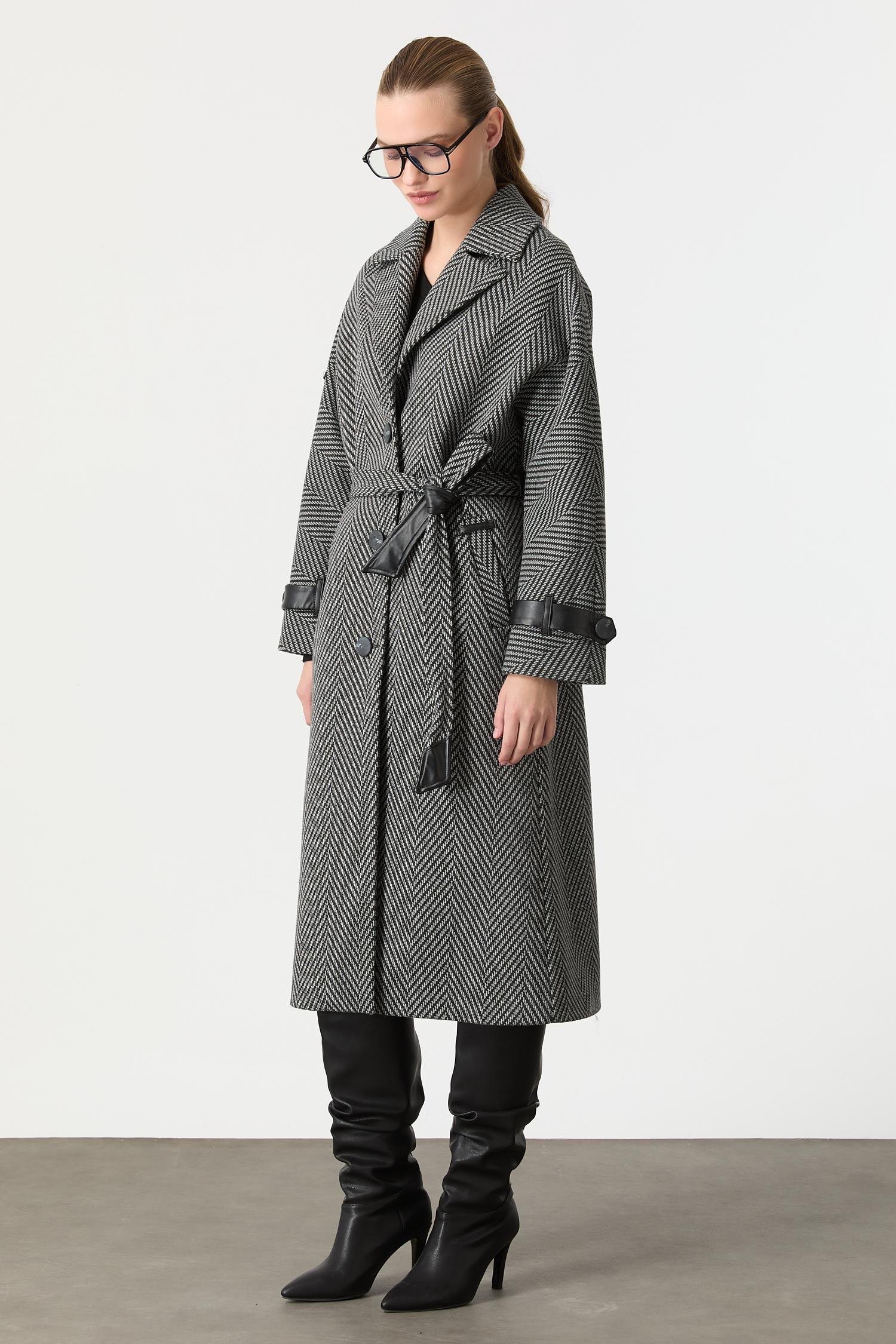 Oversize Zigzag Desen Kaban-SİYAH