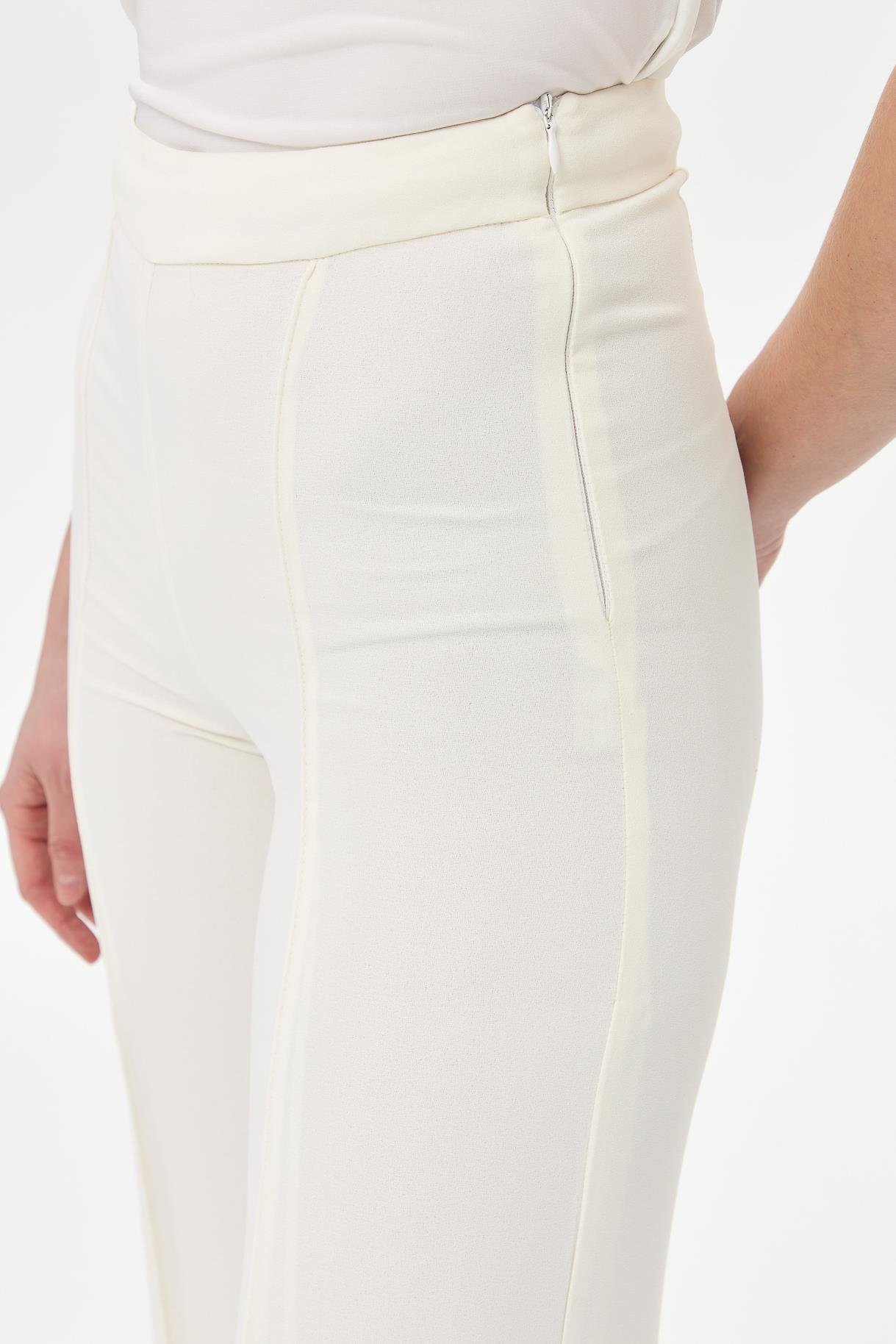 Paça Yırtmaçlı Nervür Detaylı Pantolon - KEMIK