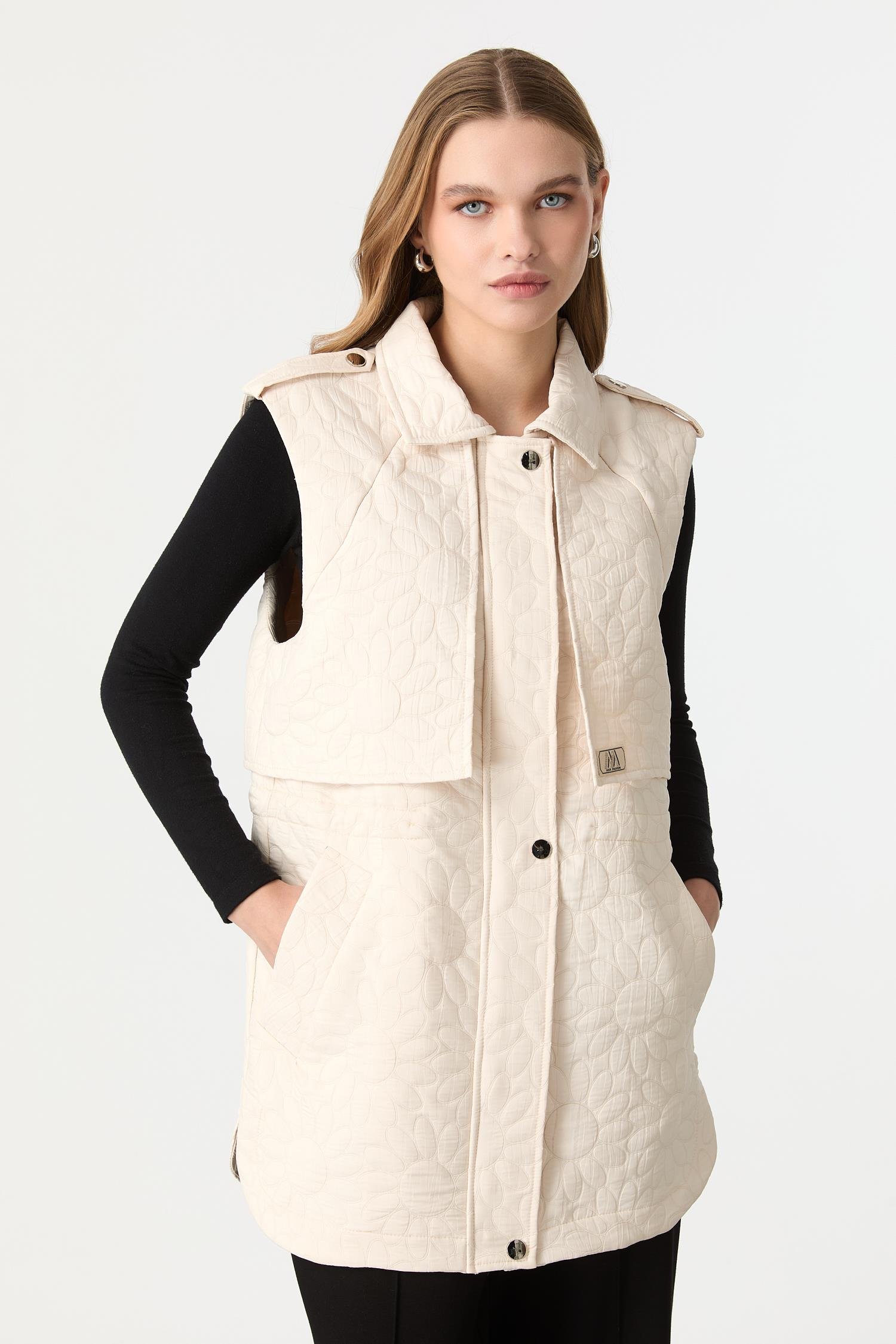 Pelerin Detaylı Kapitone Yelek-KREM