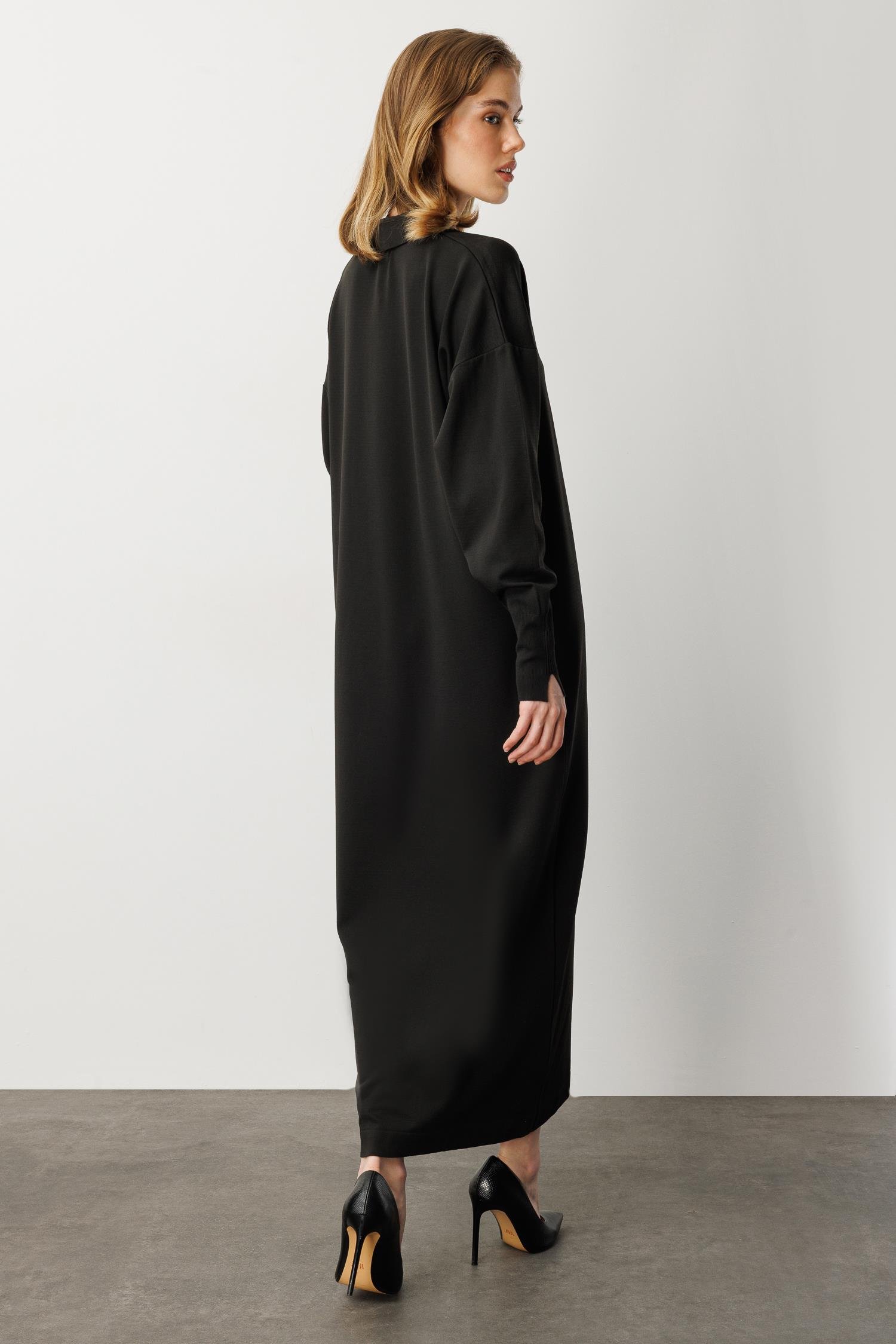 Polo Yaka Düğme Detaylı Uzun Elbise-SİYAH