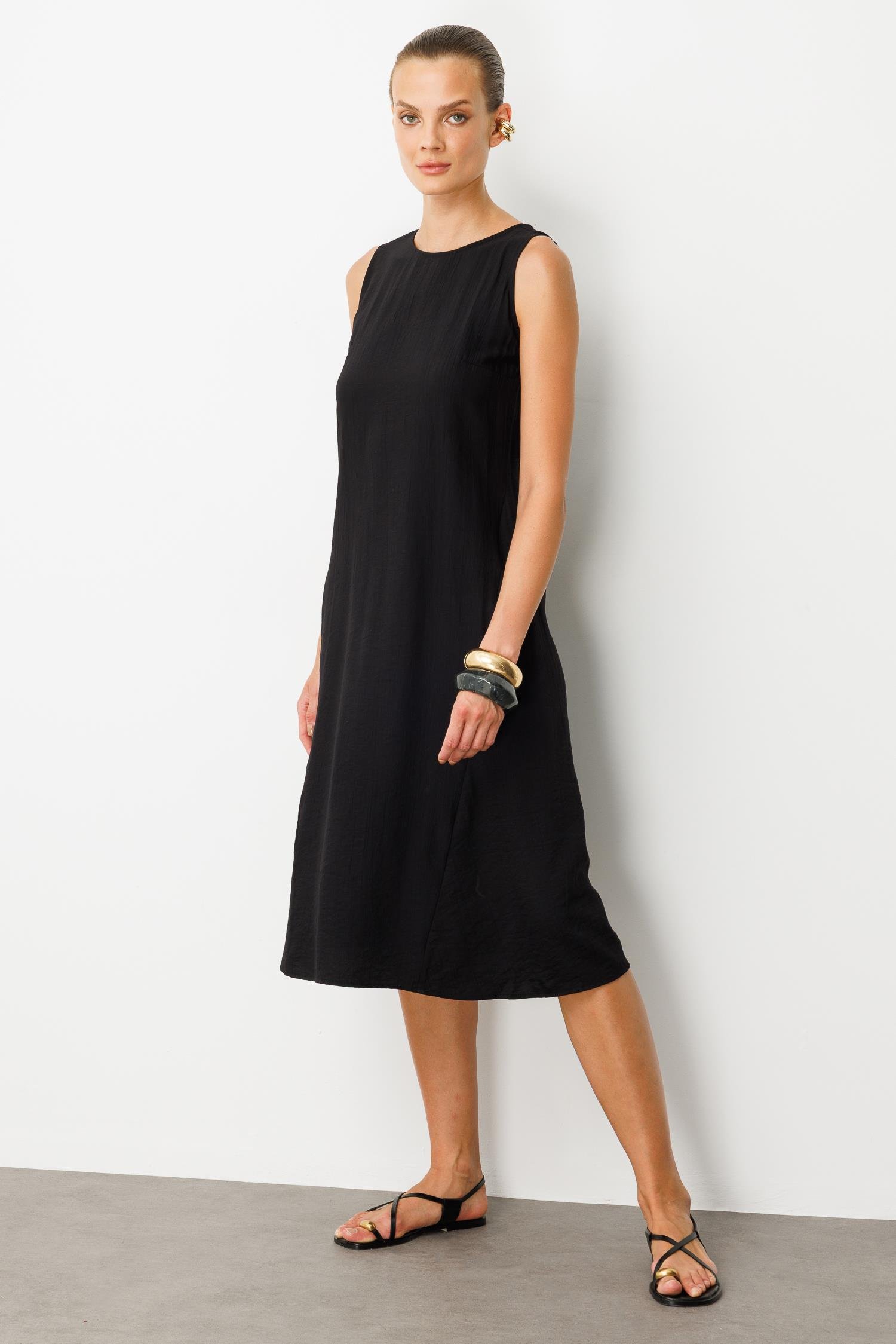 Rahat Kalıp Coton Elbise-SİYAH