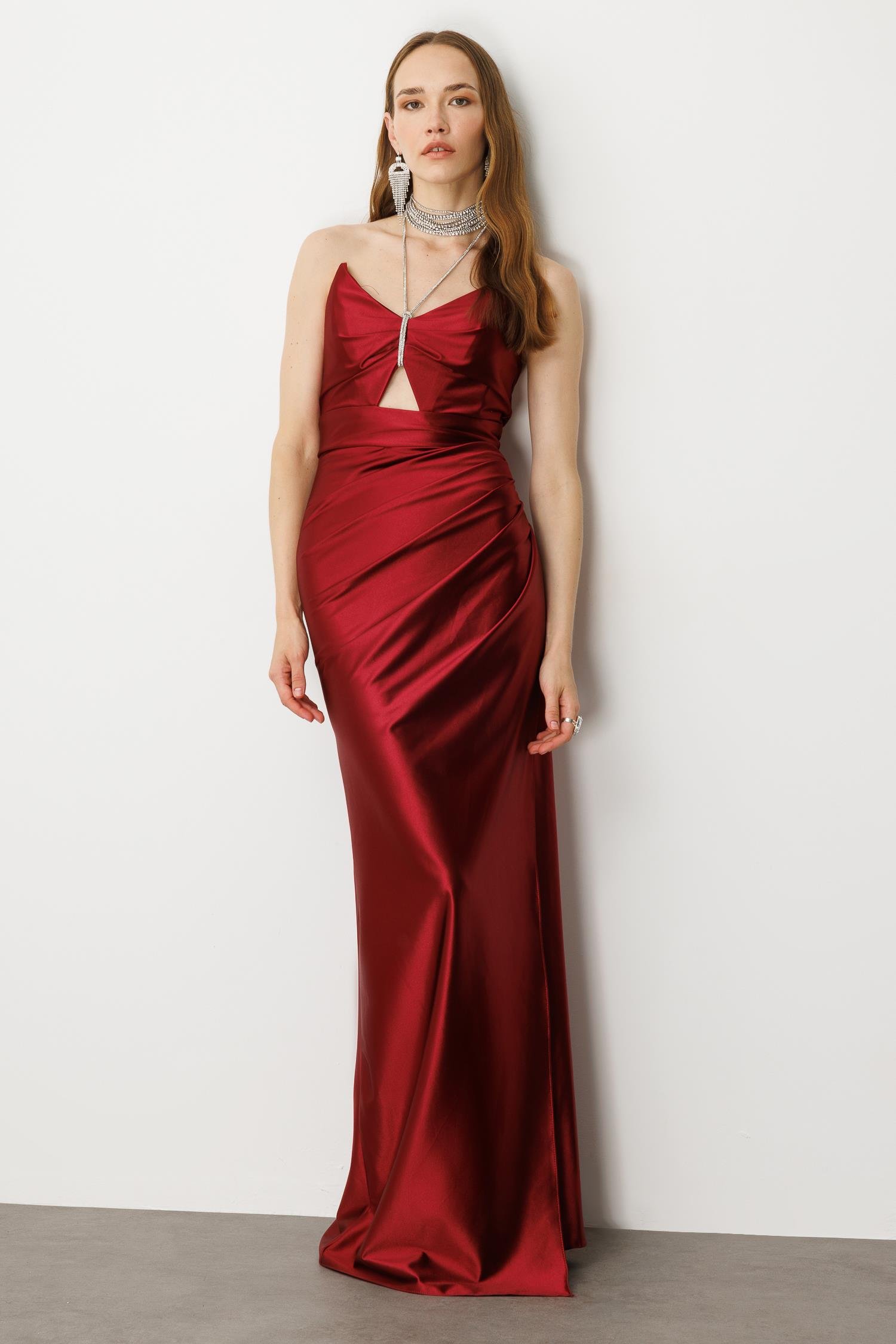 Saten Görünüm Taş Detaylı Abiye Elbise-BORDO