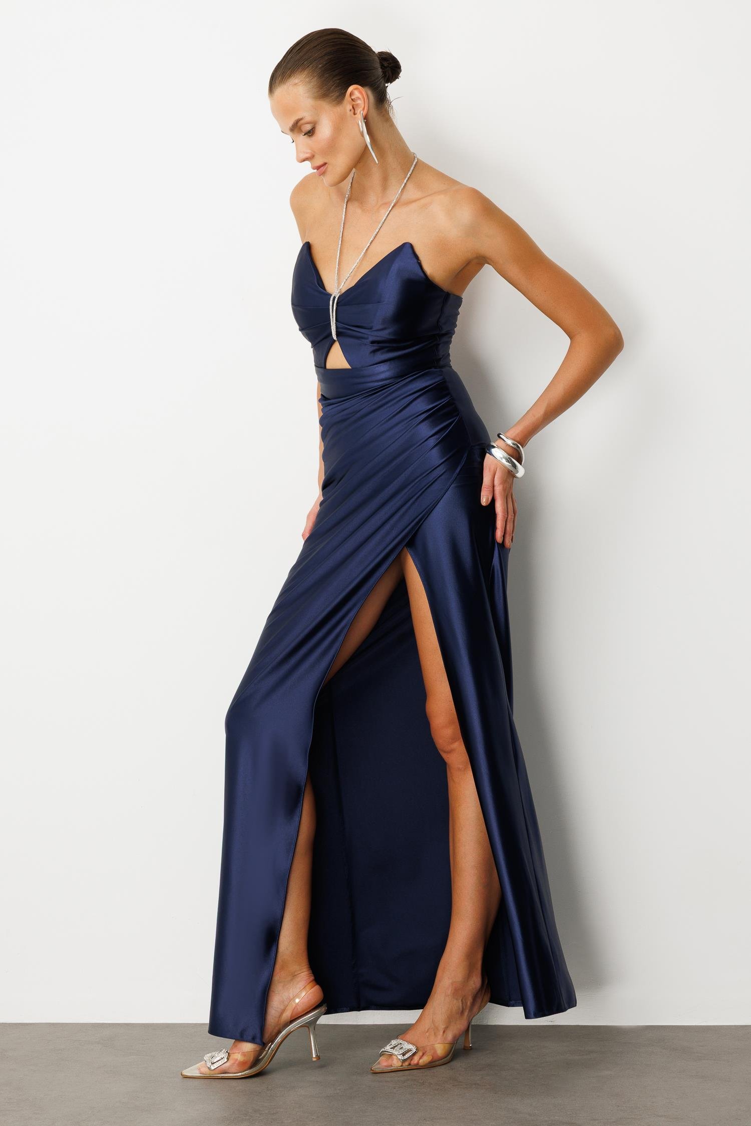 Saten Görünüm Taş Detaylı Abiye Elbise-LACI