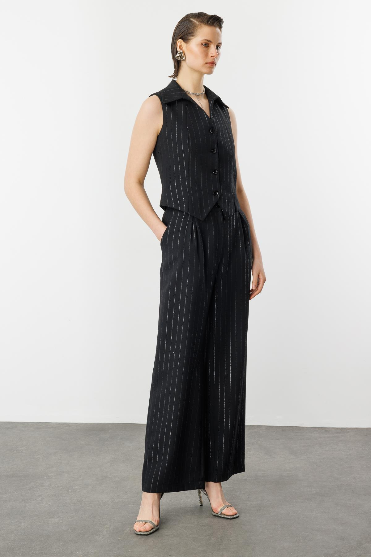 Sim Çizgili Yelek-SİYAH