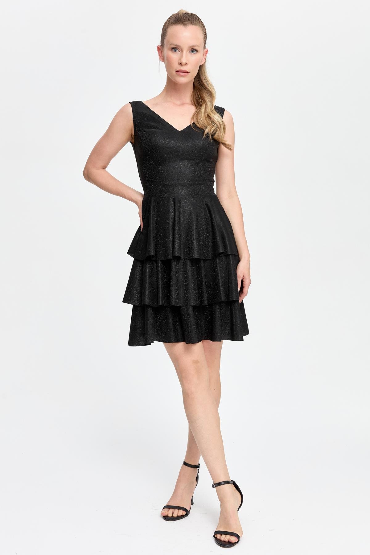 Simli ve Kat Kat Detaylı Kısa Abiye - SİYAH