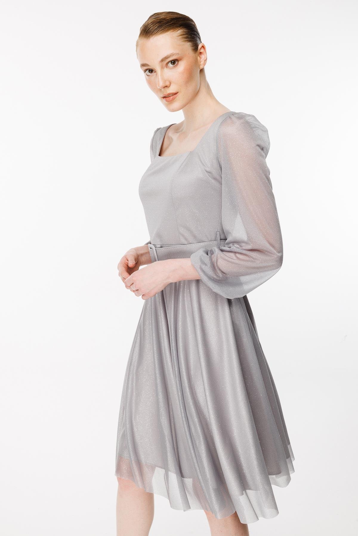 Simli Ve Kemerli Kısa Abiye Elbise - GRİ