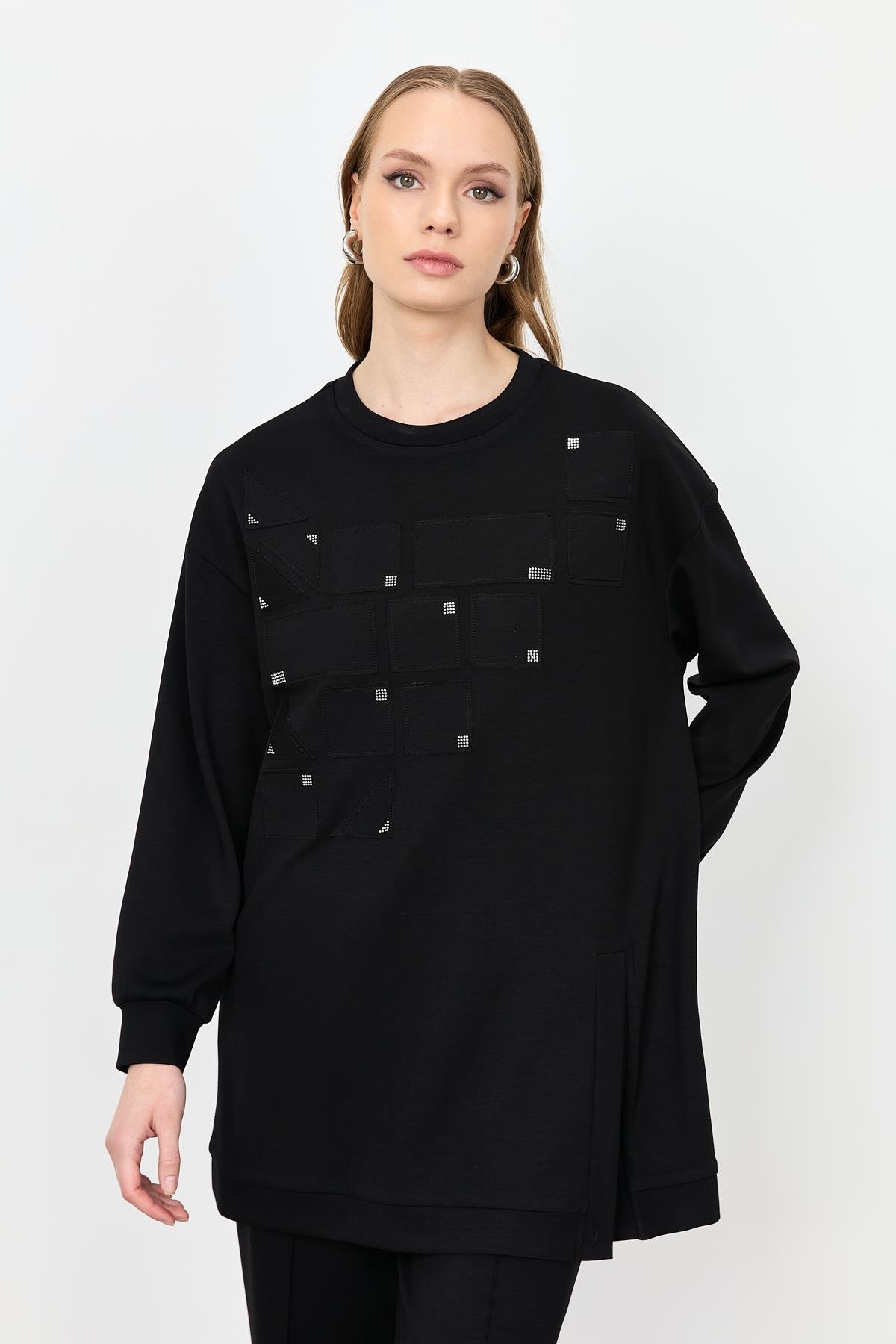 Taş Detay Yırtmaçlı Sweatshirt-SİYAH