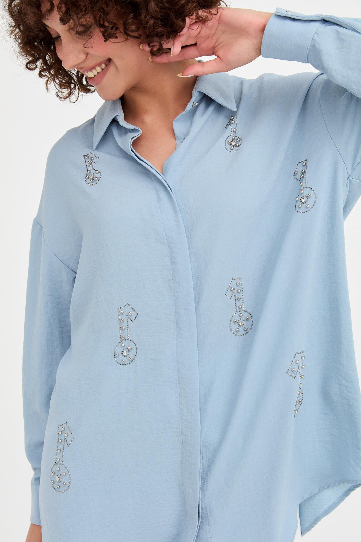 Taş Detaylı Oversize Gömlek - A.MAVI