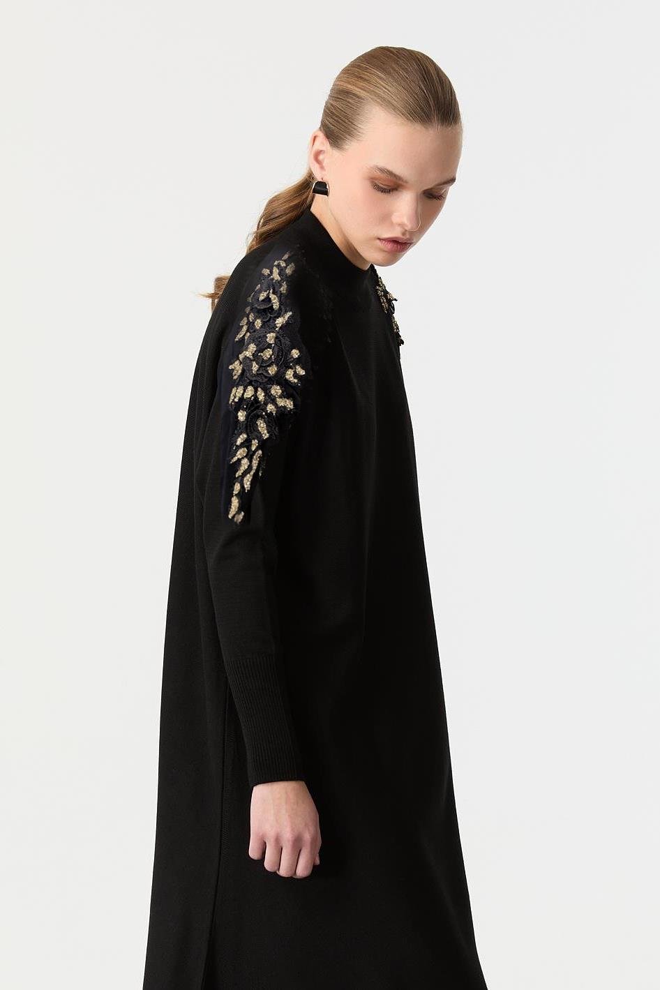 Taş İşleme Detaylı Triko Elbise-SİYAH